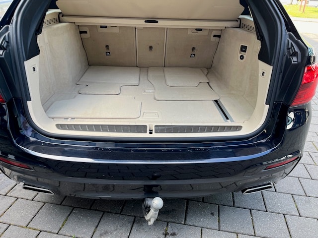 BMW 530d xDrive Touring Sport Line Steptronic-image-8