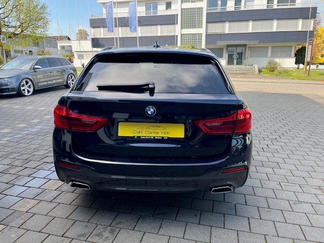 BMW 530d xDrive Touring Sport Line Steptronic-image-3