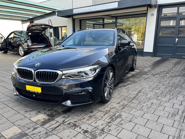 BMW 530d xDrive Touring Sport Line Steptronic