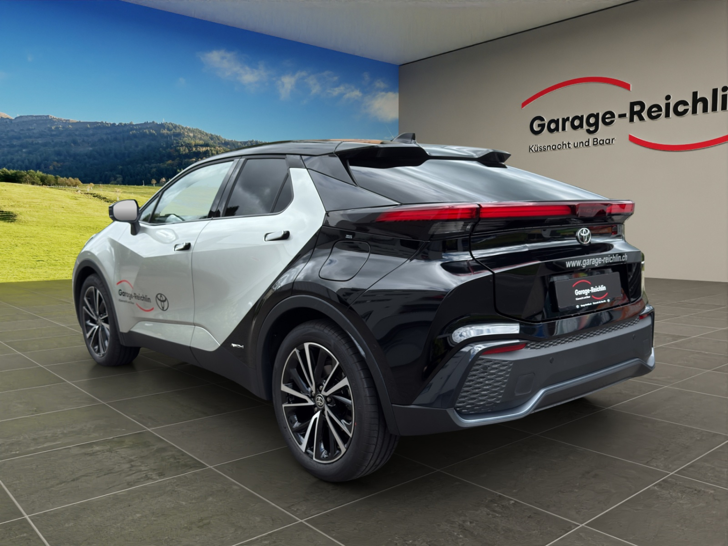 TOYOTA C-HR 2.0 HEV Style Premiere 4x4-showroom-element-2