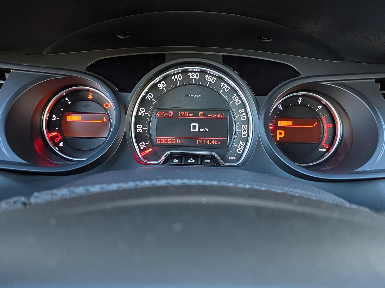 CITROEN C5 Tourer 2.0 HDi Exclusive Automatic-image-16