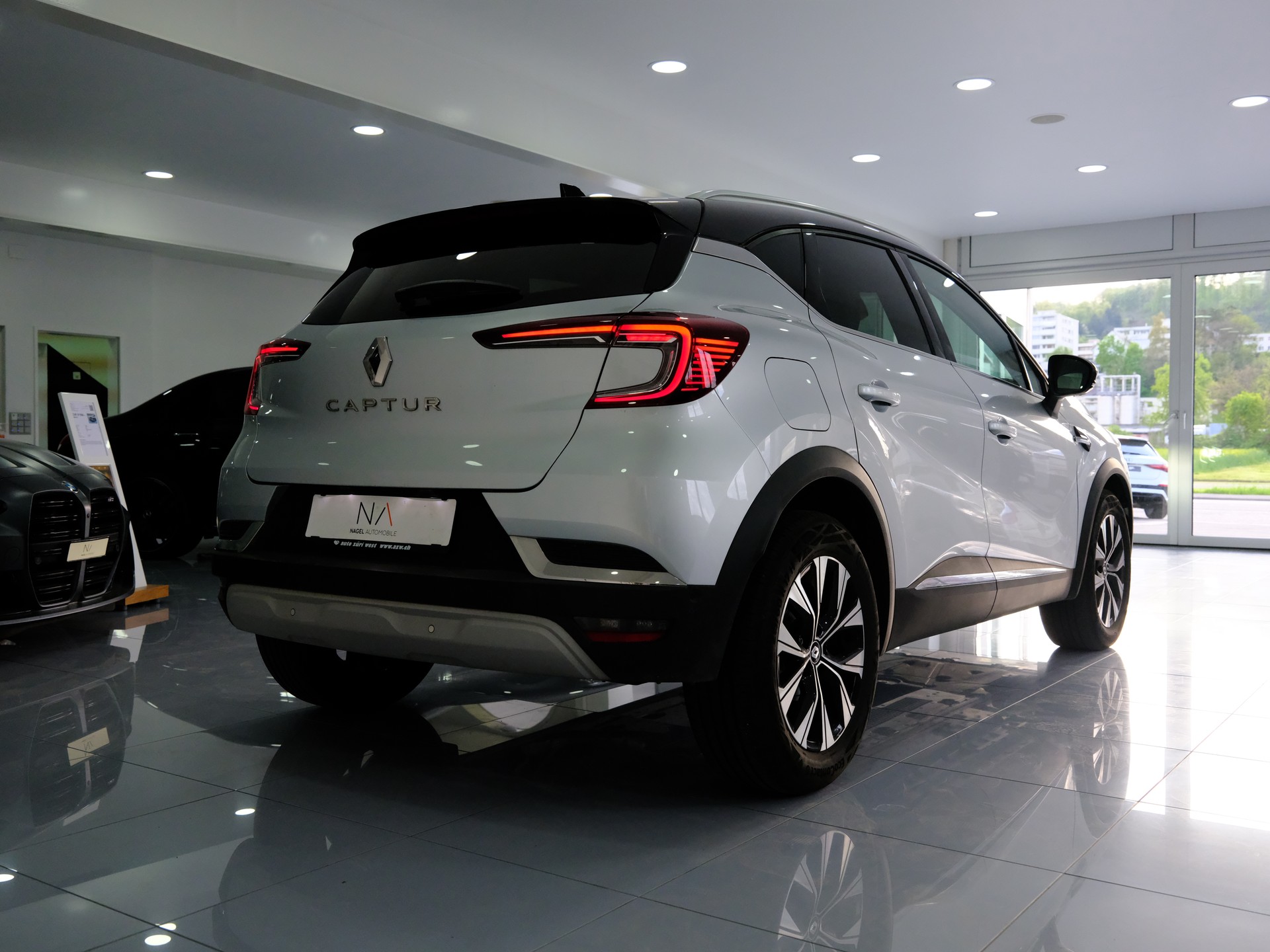 RENAULT Captur 1.3 TCe Techno EDC-image-6