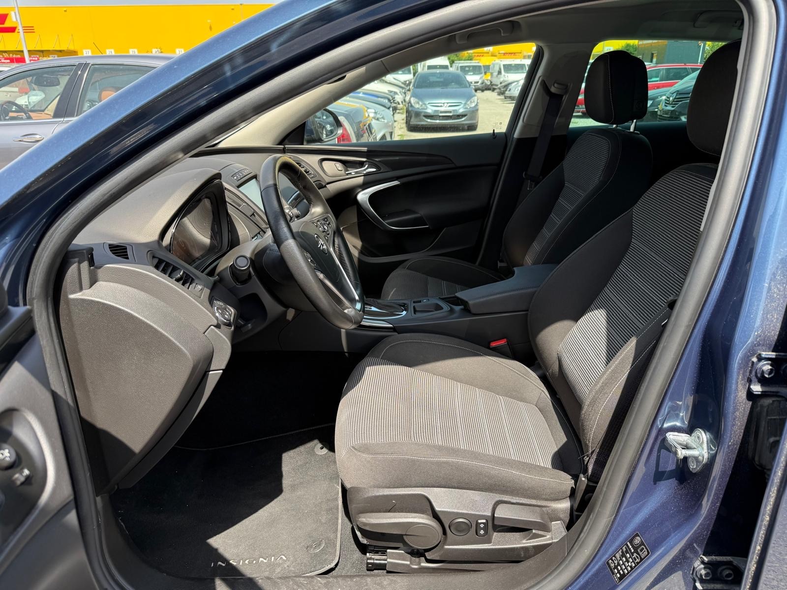 OPEL Insignia Sports Tourer 2.0 CDTI Sport Automatic-image-10