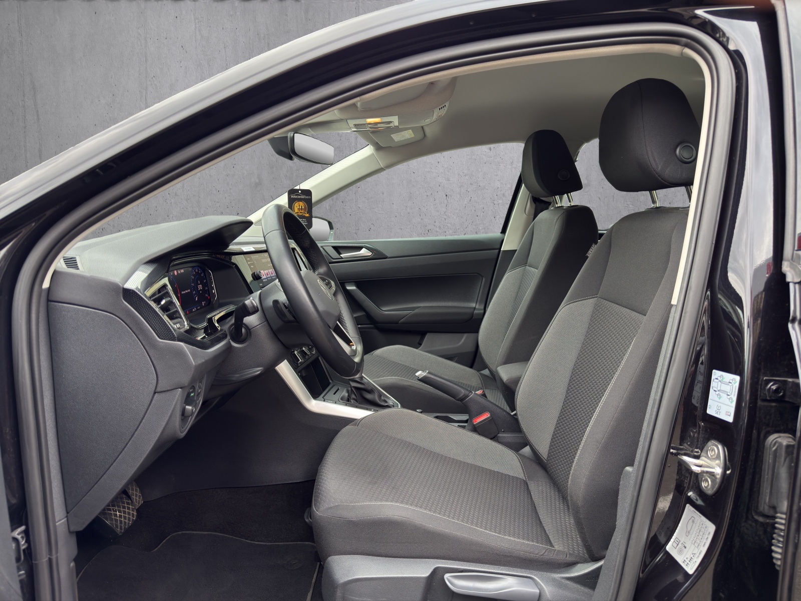 VW Polo 1.0 TSI Life DSG-image-9