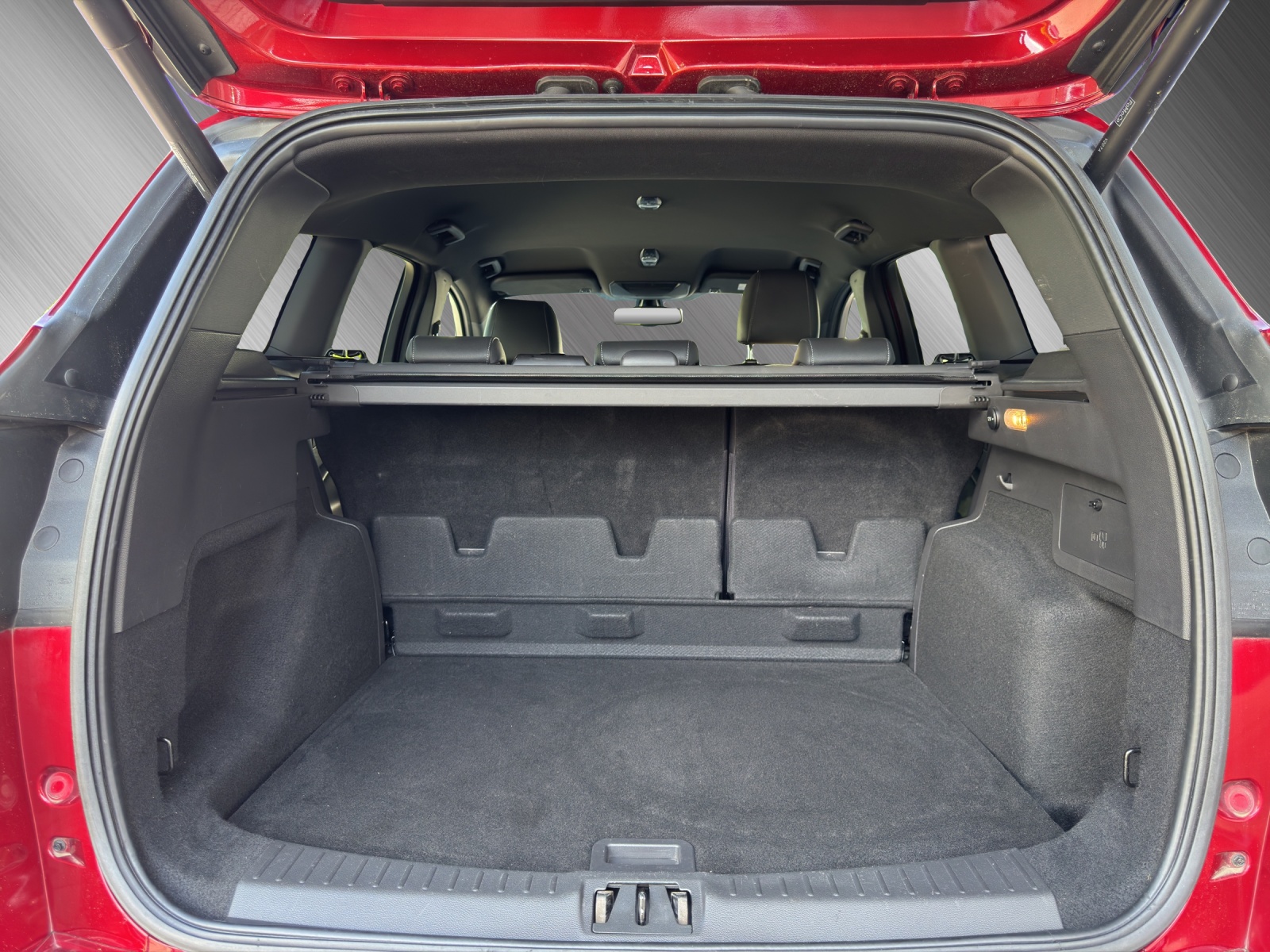 FORD Kuga 2.0 TDCi 150 ST-Line FPS-image-14