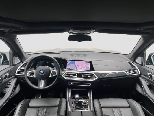 BMW X5 xDrive45e M Sport-image-11
