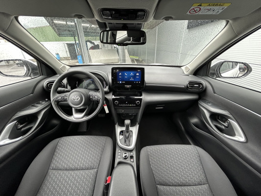 TOYOTA Yaris Cross 1.5 Comf. AWD-image-5