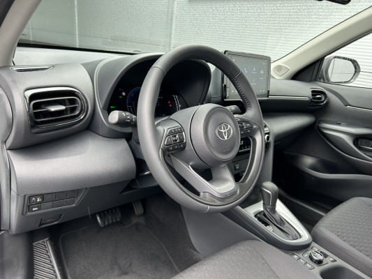 TOYOTA Yaris Cross 1.5 Comf. AWD-image-9