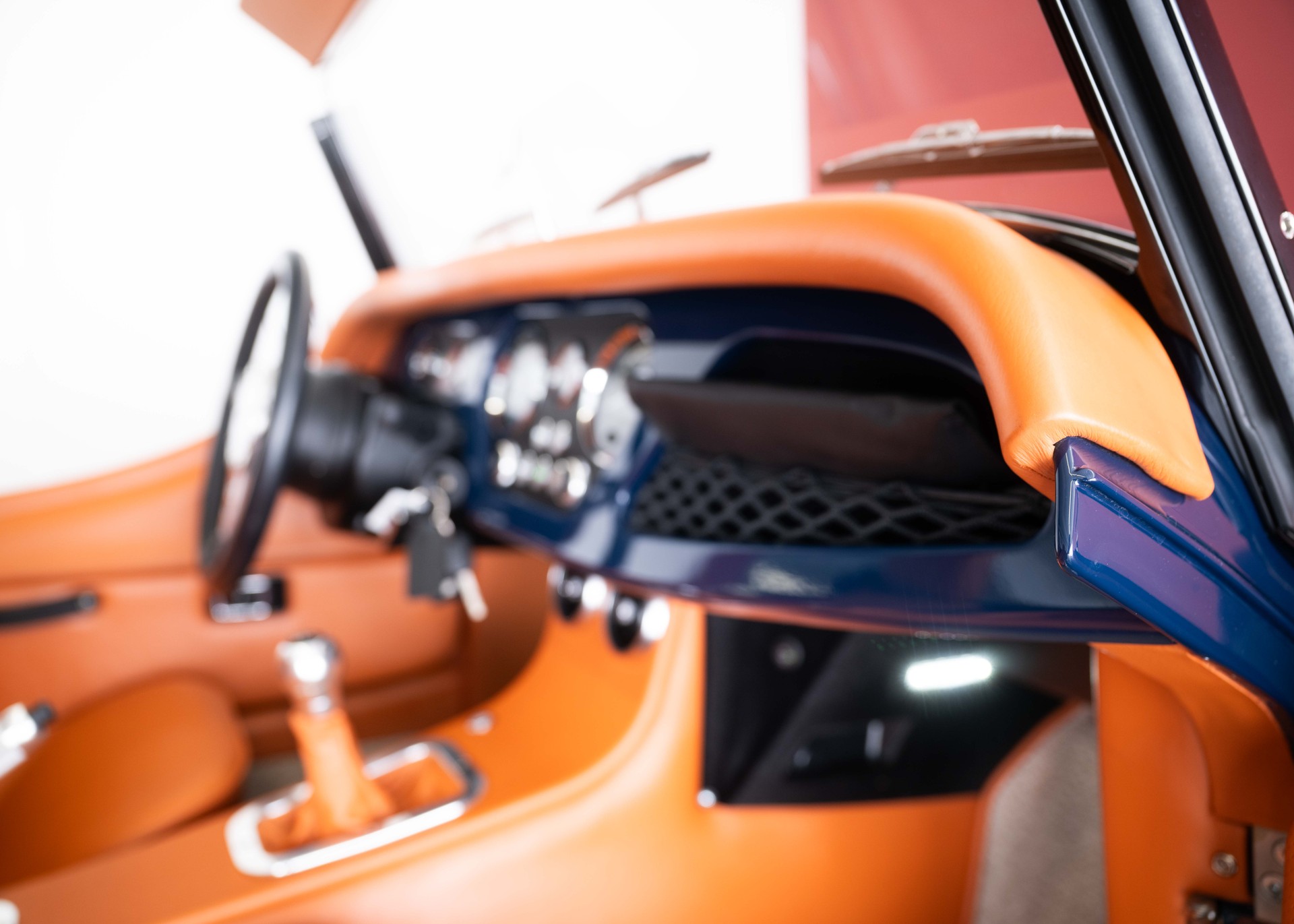 MORGAN Plus Four 2.0 (1st hand Swiss car, 258 hp, full Morgan service history, stunning condition)-image-29