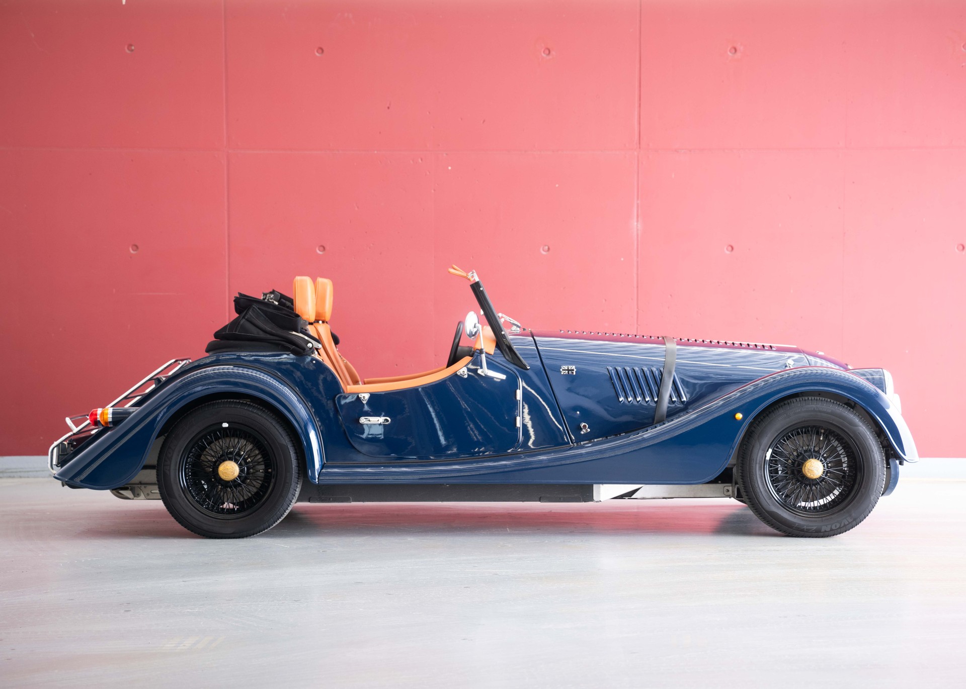 MORGAN Plus Four 2.0 (1st hand Swiss car, 258 hp, full Morgan service history, stunning condition)-image-6