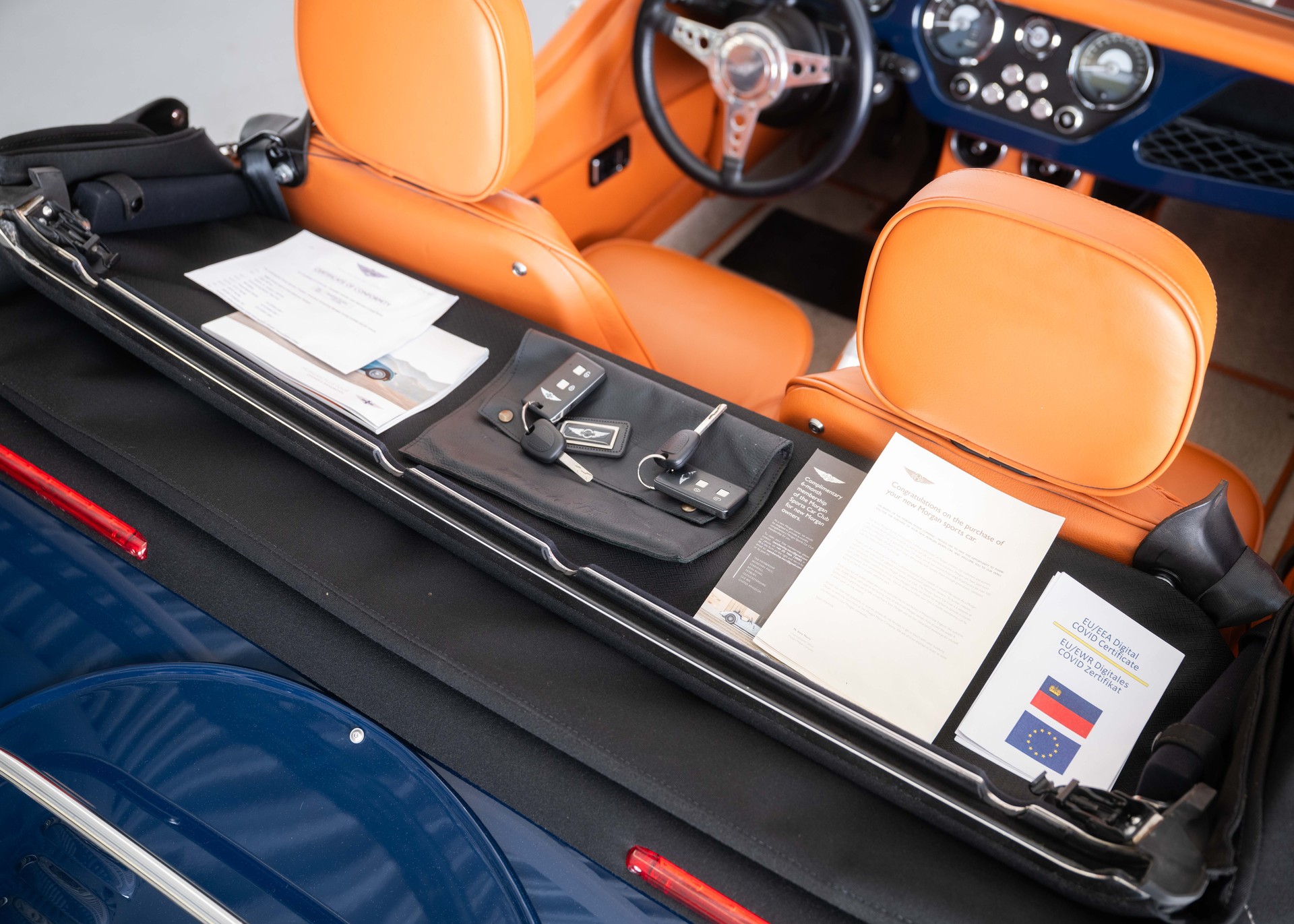 MORGAN Plus Four 2.0 (1st hand Swiss car, 258 hp, full Morgan service history, stunning condition)-image-31