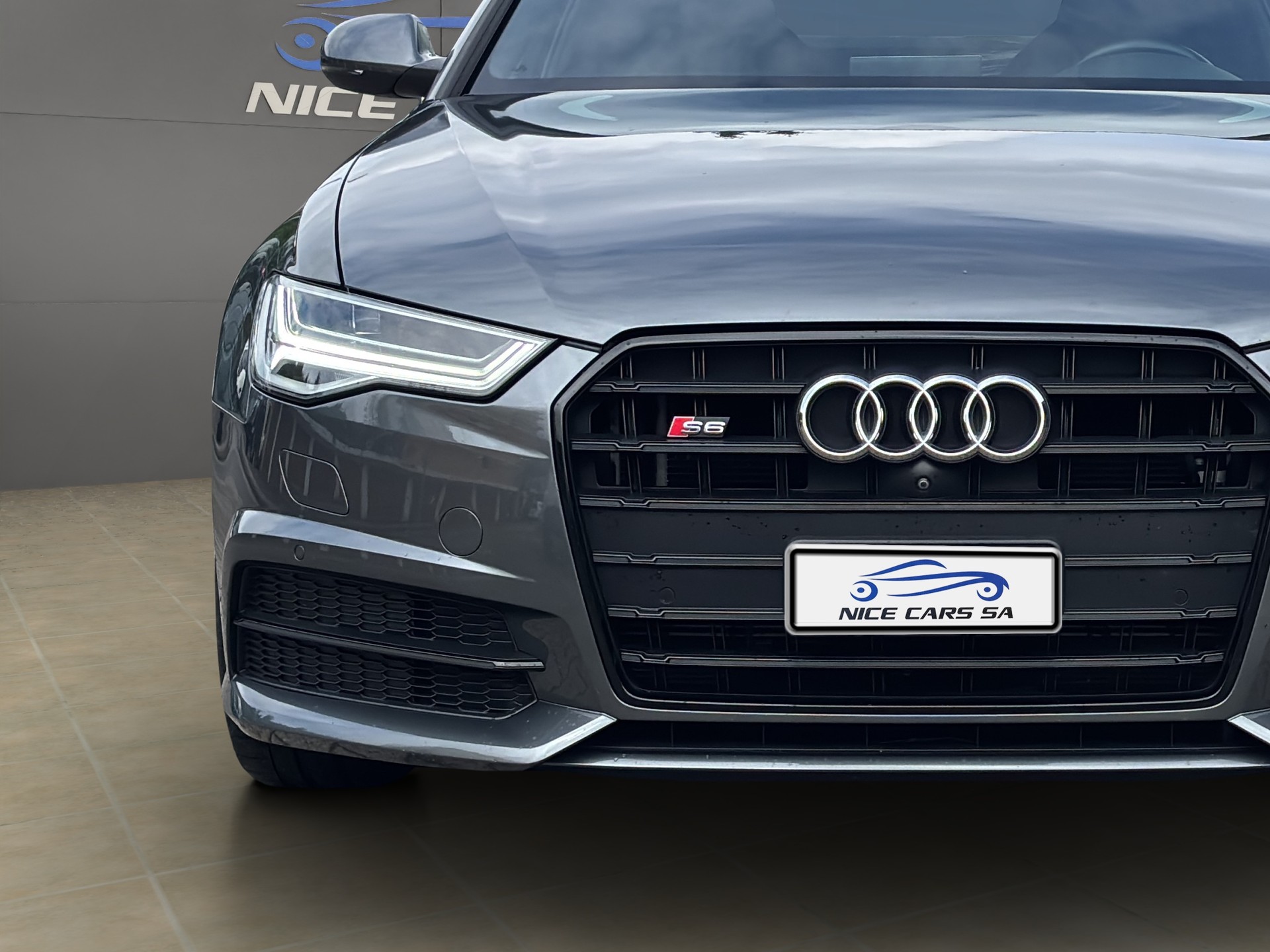 AUDI S6 Limousine 4.0 TFSI V8 quattro S-tronic-image-12