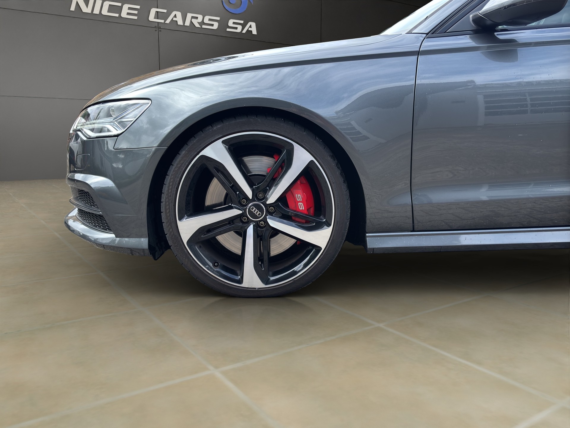 AUDI S6 Limousine 4.0 TFSI V8 quattro S-tronic-image-8