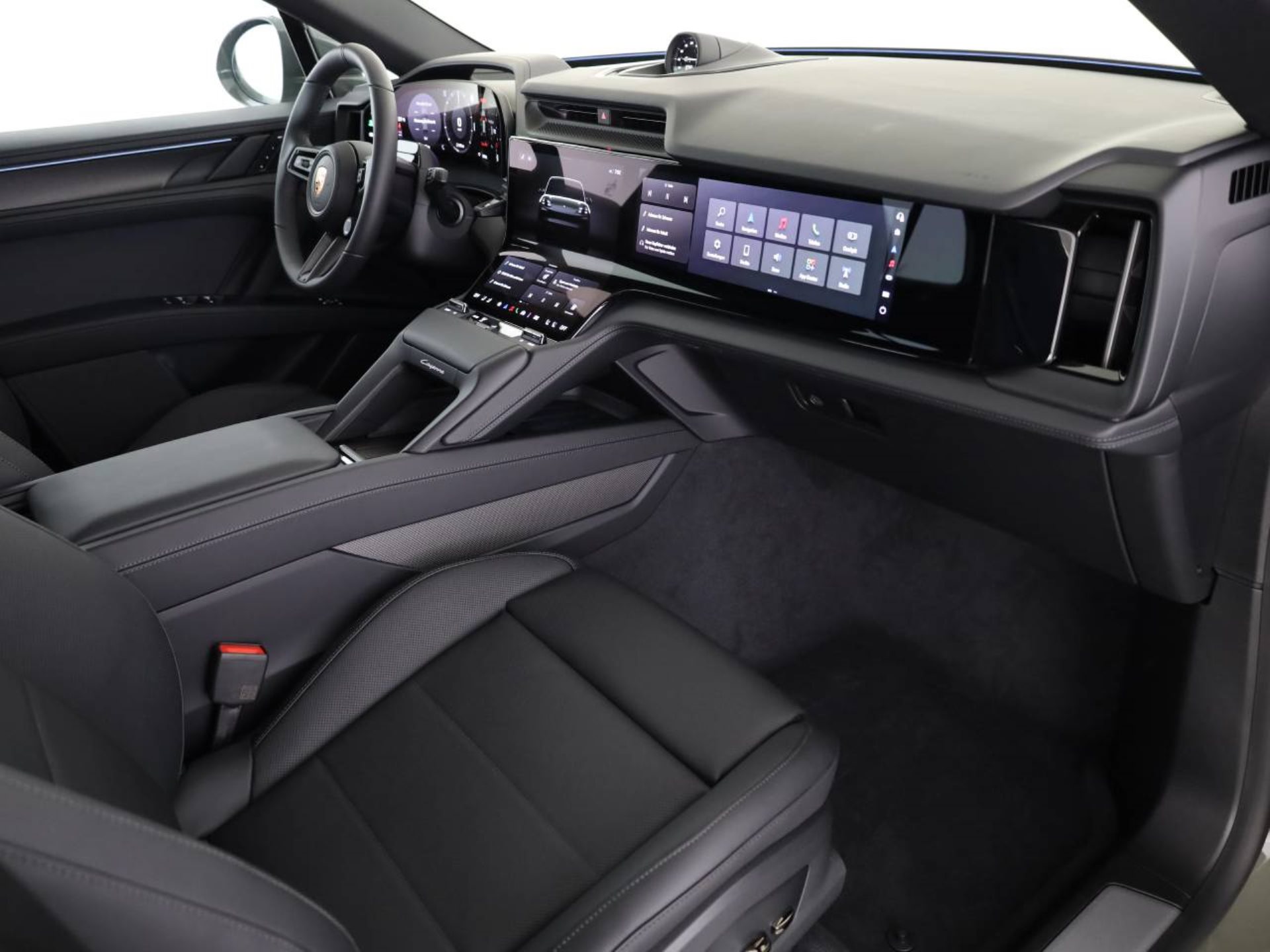 PORSCHE Cayenne Electric-image-10