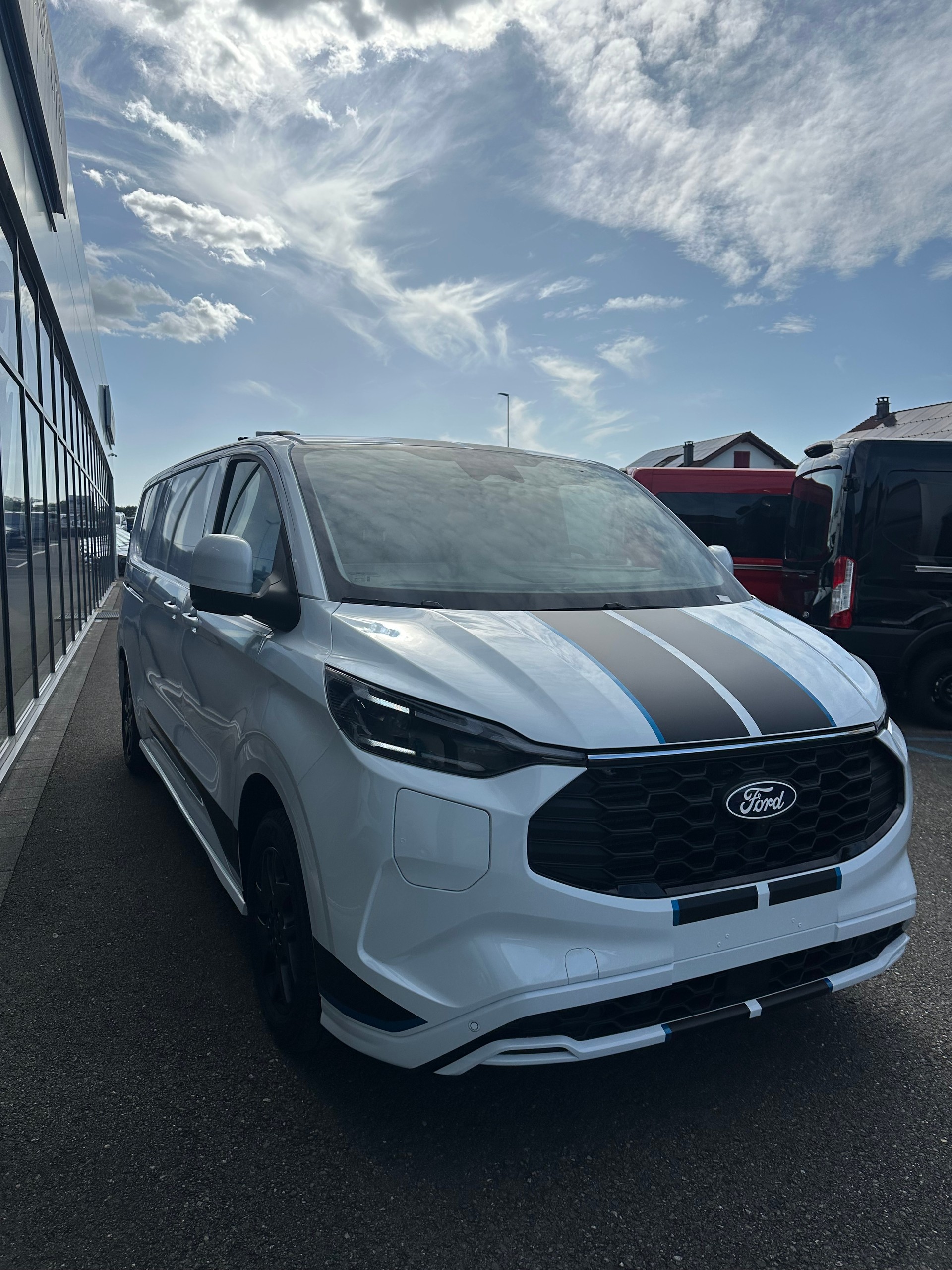 FORD Transit Custom Van 320 L2 2.5 Durat Sport/PHEV-image-7