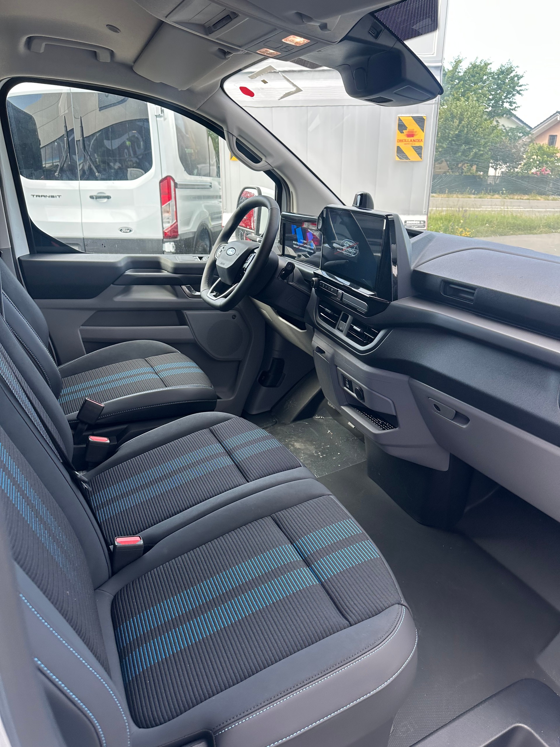FORD Transit Custom Van 320 L2 2.5 Durat Sport/PHEV-image-11