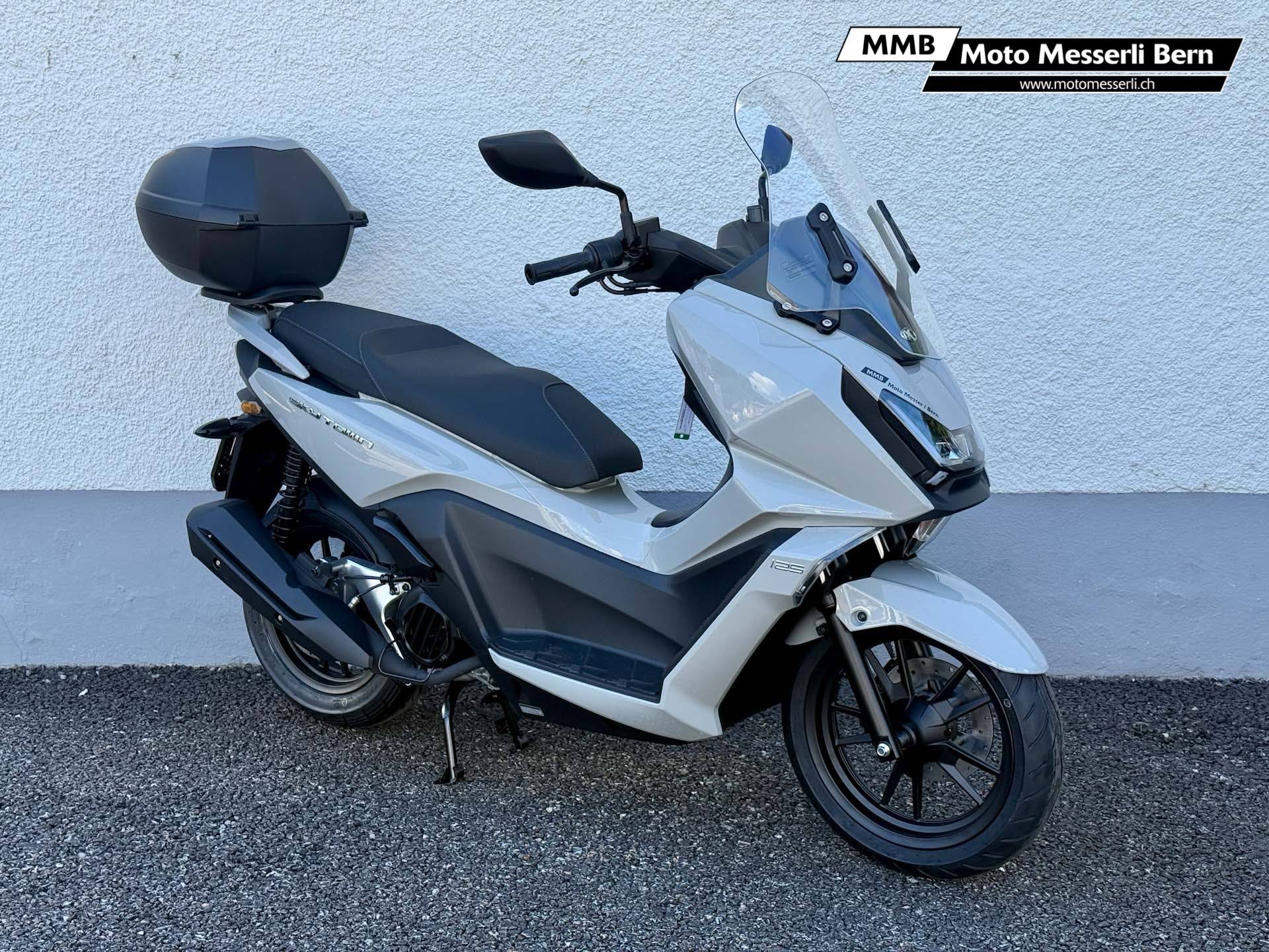 KYMCO SKY TOWN-image-0