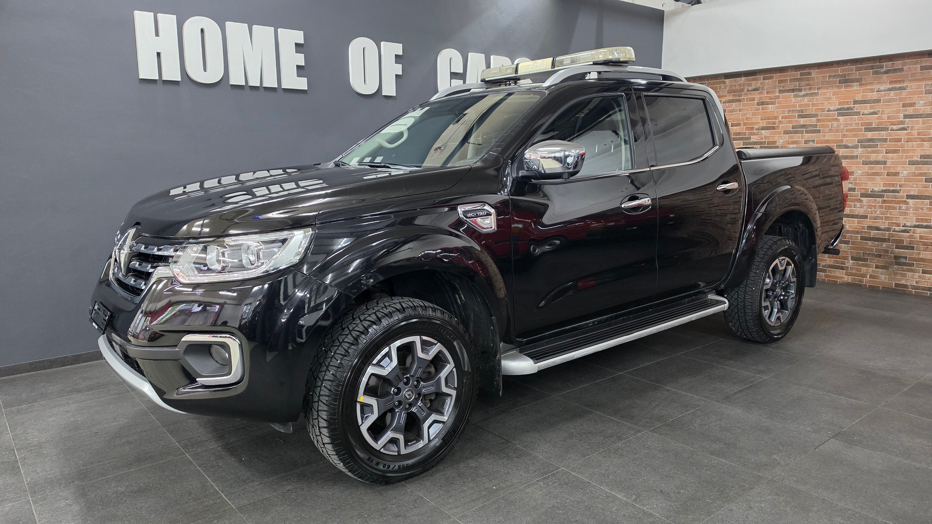 RENAULT Alaskan DC Twin Turbo dCi 190 4WD Intens A-showroom-element-2