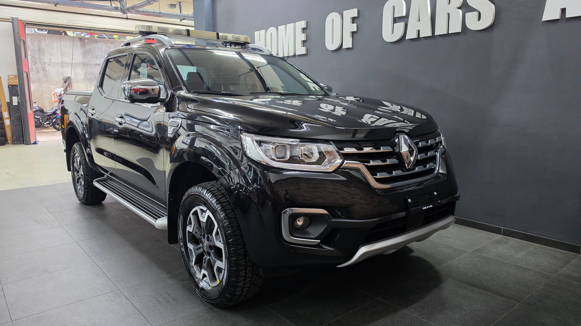 RENAULT Alaskan DC Twin Turbo dCi 190 4WD Intens A-image-15