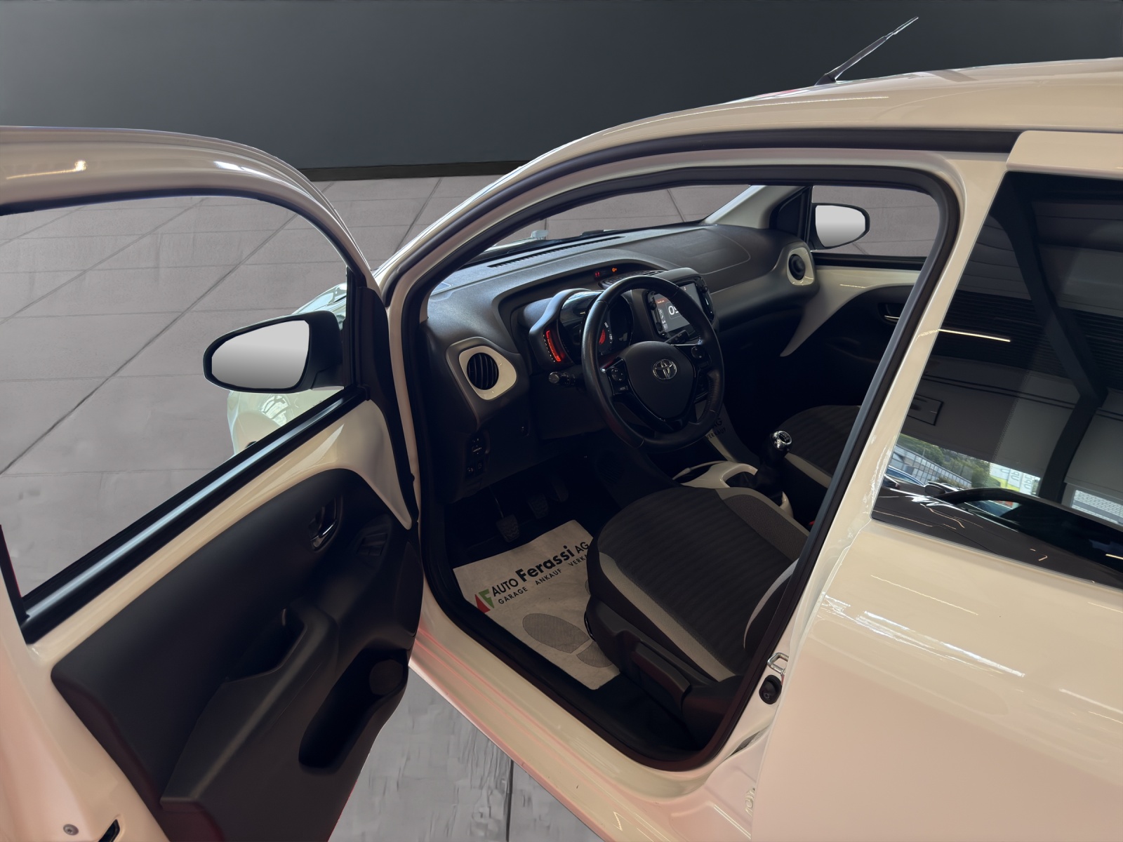 TOYOTA Aygo 1.0 VVT-i Trend-image-26