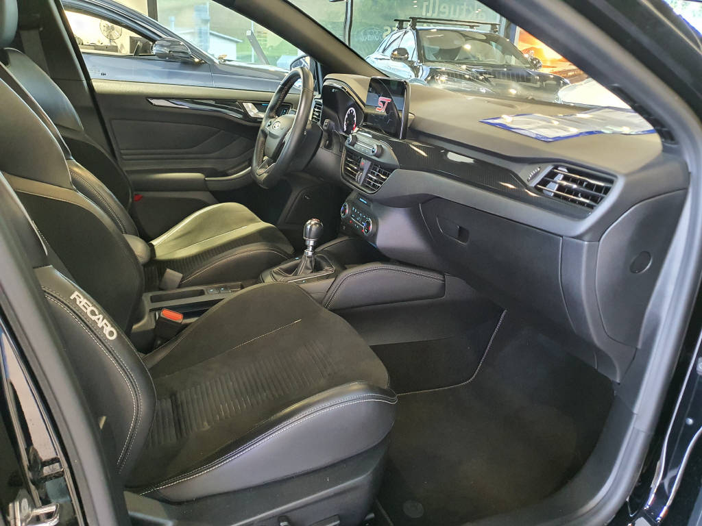 FORD Focus 2.3 EcoB ST-image-8