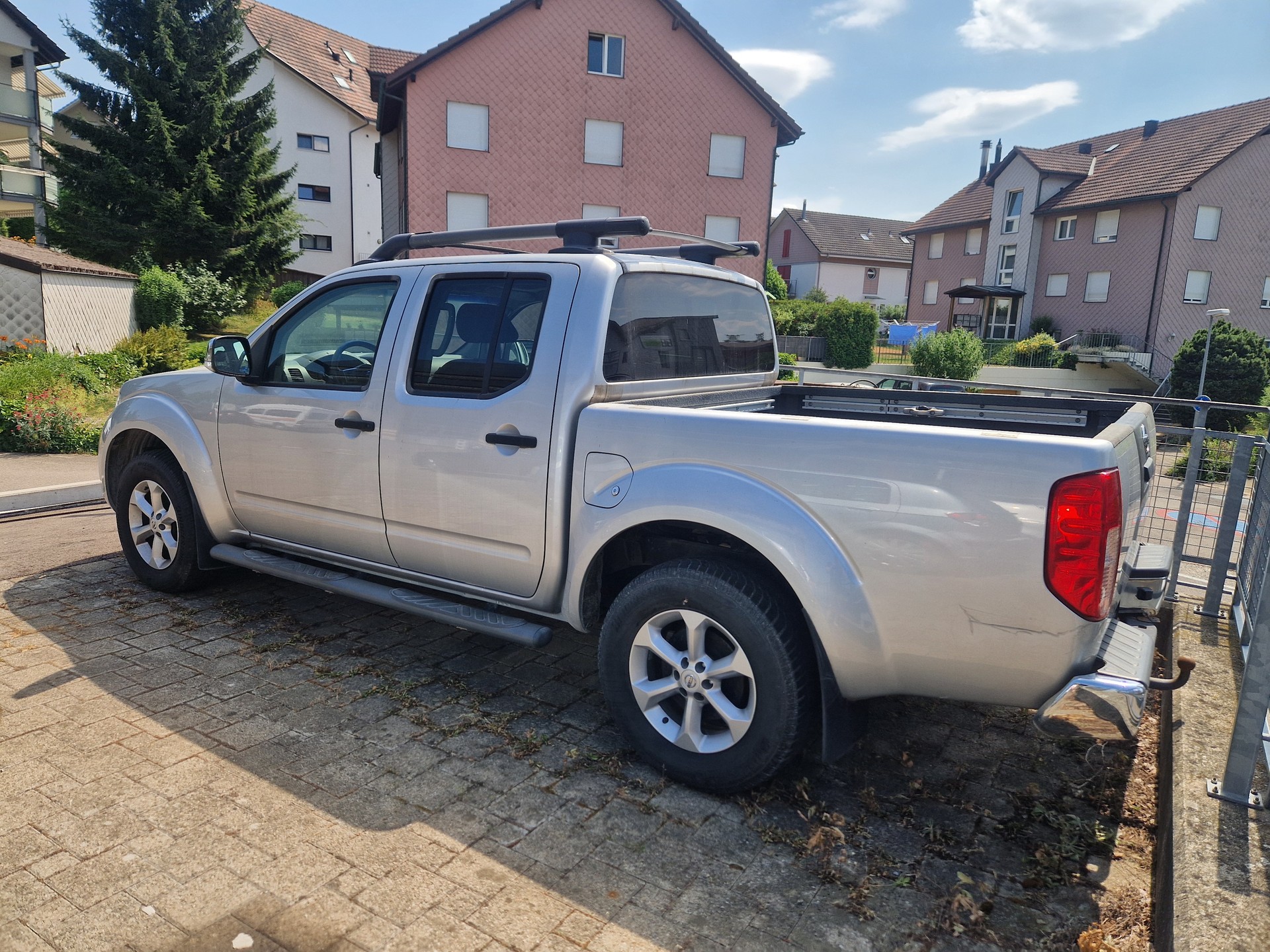 NISSAN Navara V6 Double Cab LE 3.0 dCi 4WD Automat-showroom-element-2