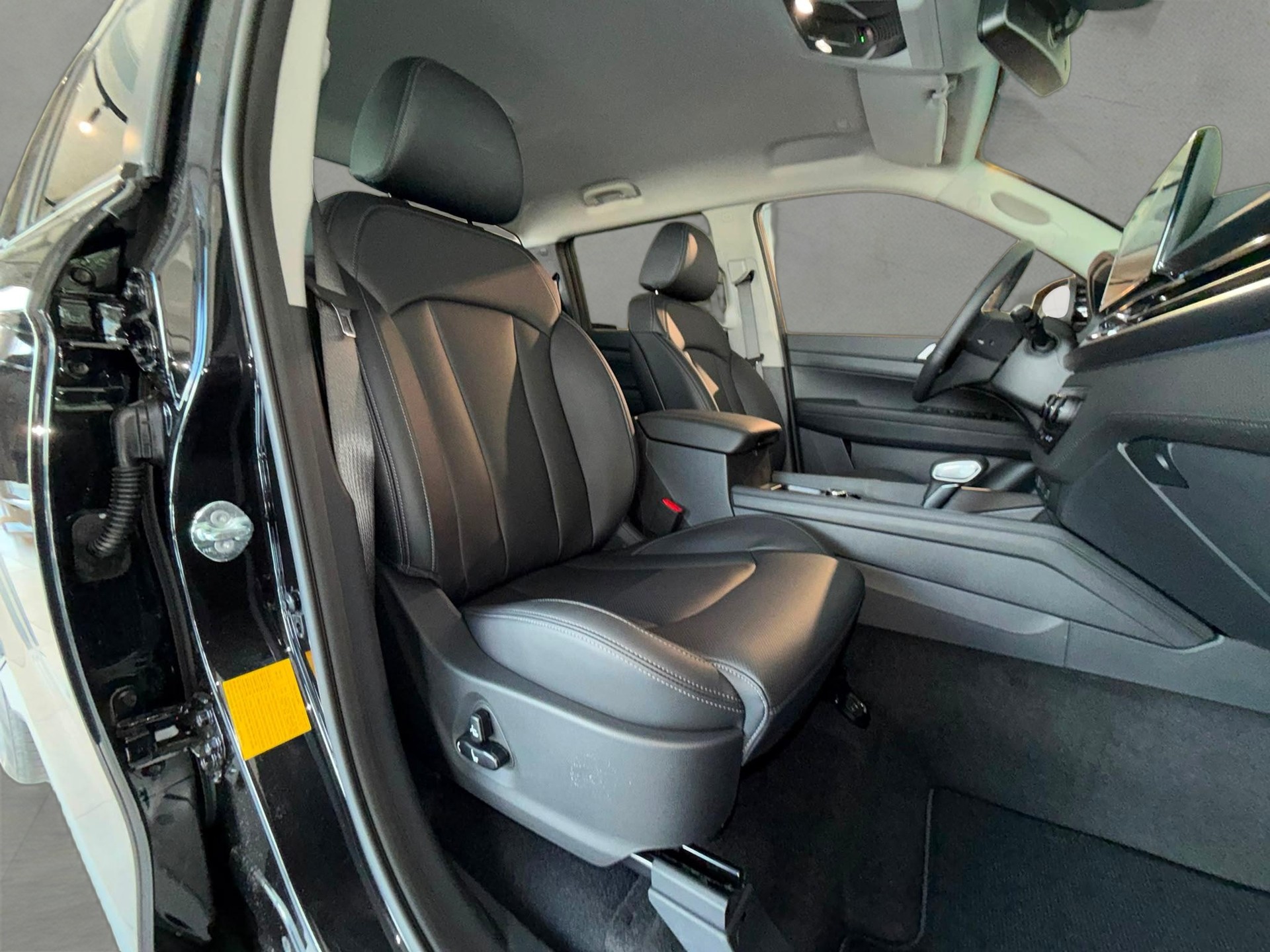 KGM-SsangYong Musso 2.2 e-XDI Titanium-image-11