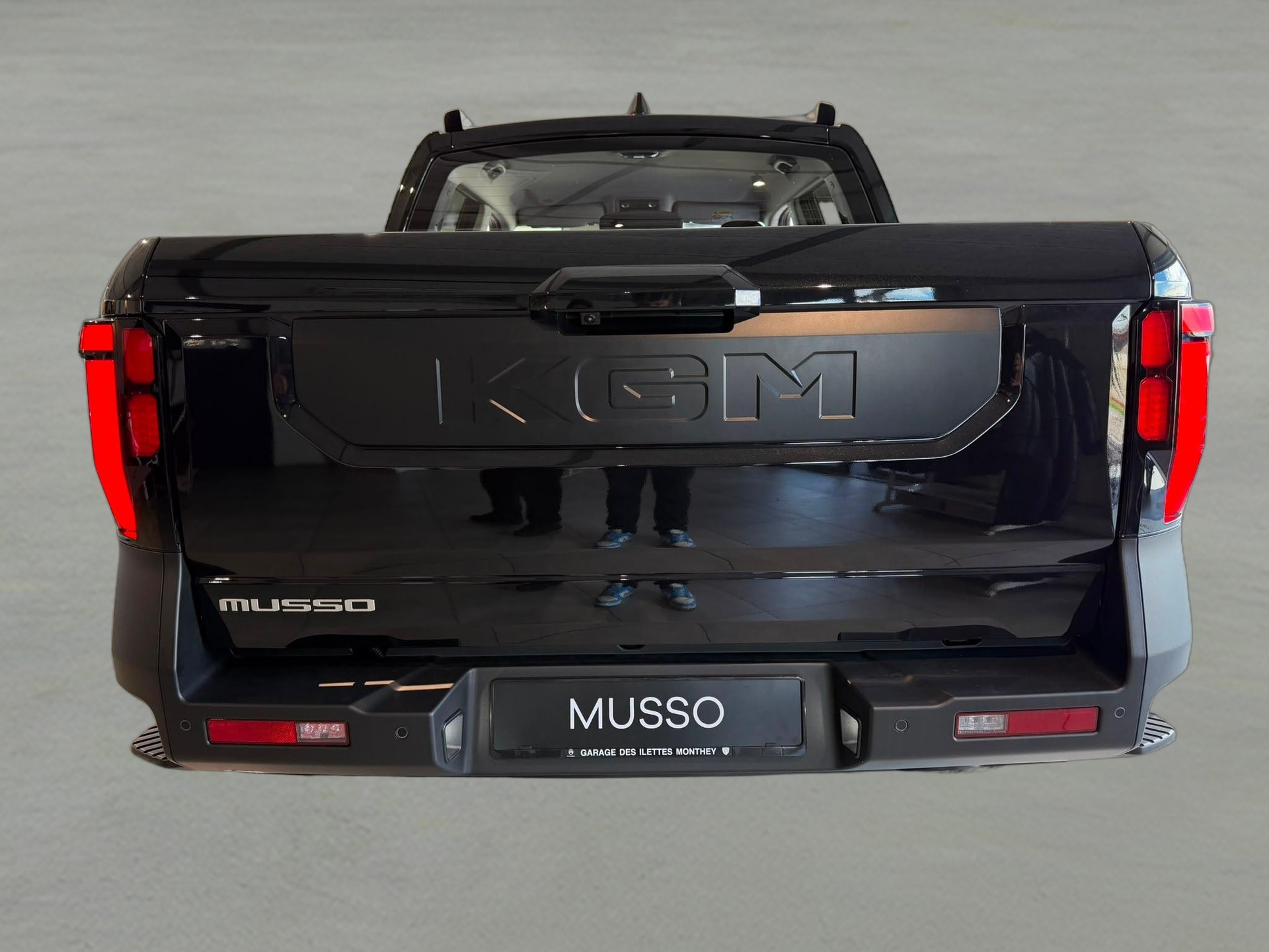 KGM-SsangYong Musso 2.2 e-XDI Titanium-showroom-element-2
