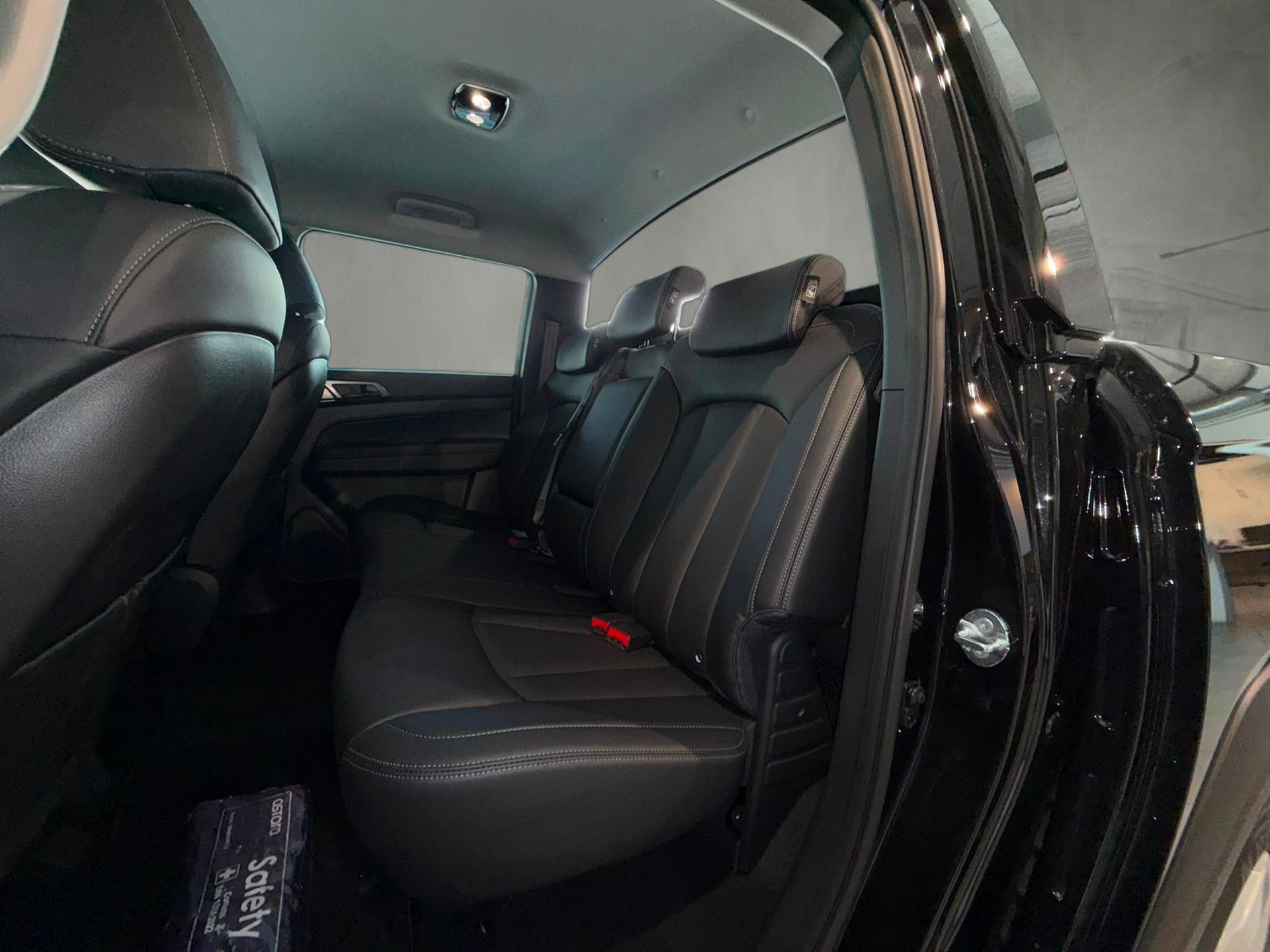 KGM-SsangYong Musso 2.2 e-XDI Titanium-image-9