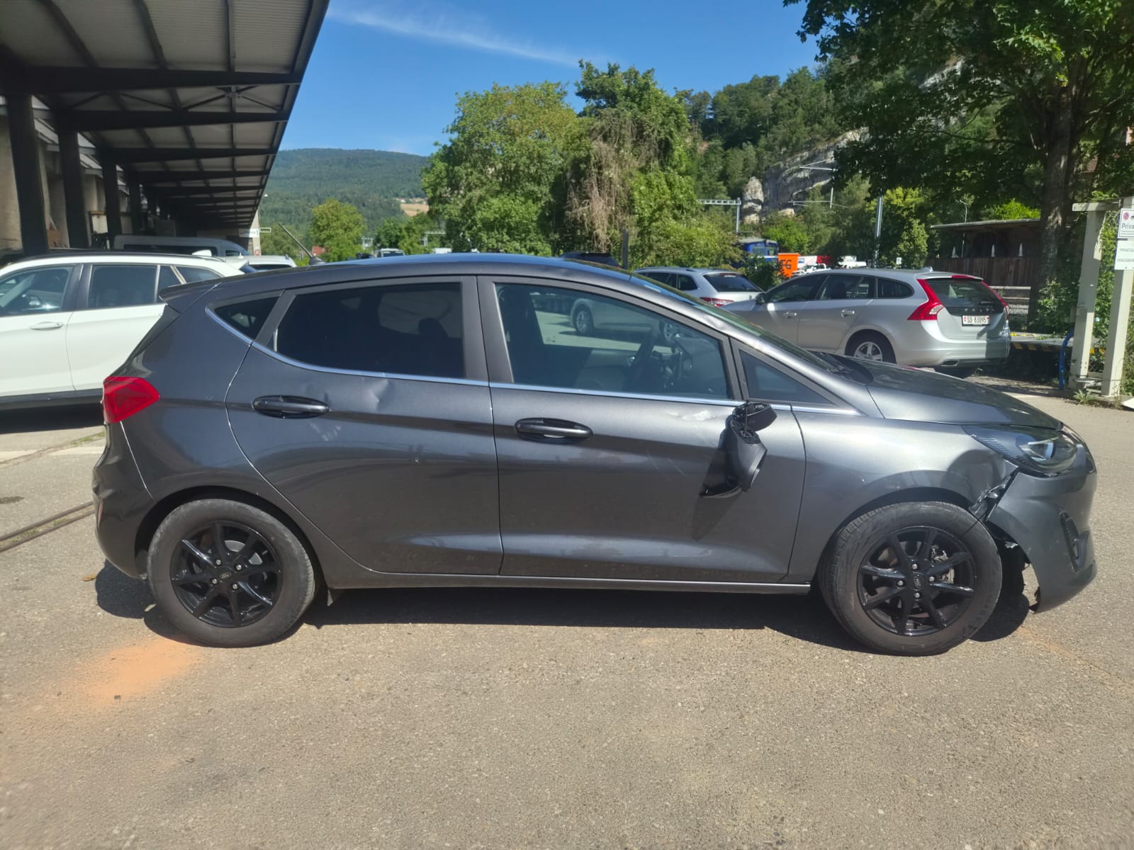 FORD Fiesta 1.0 SCTi MHEV Titanium-showroom-element-3