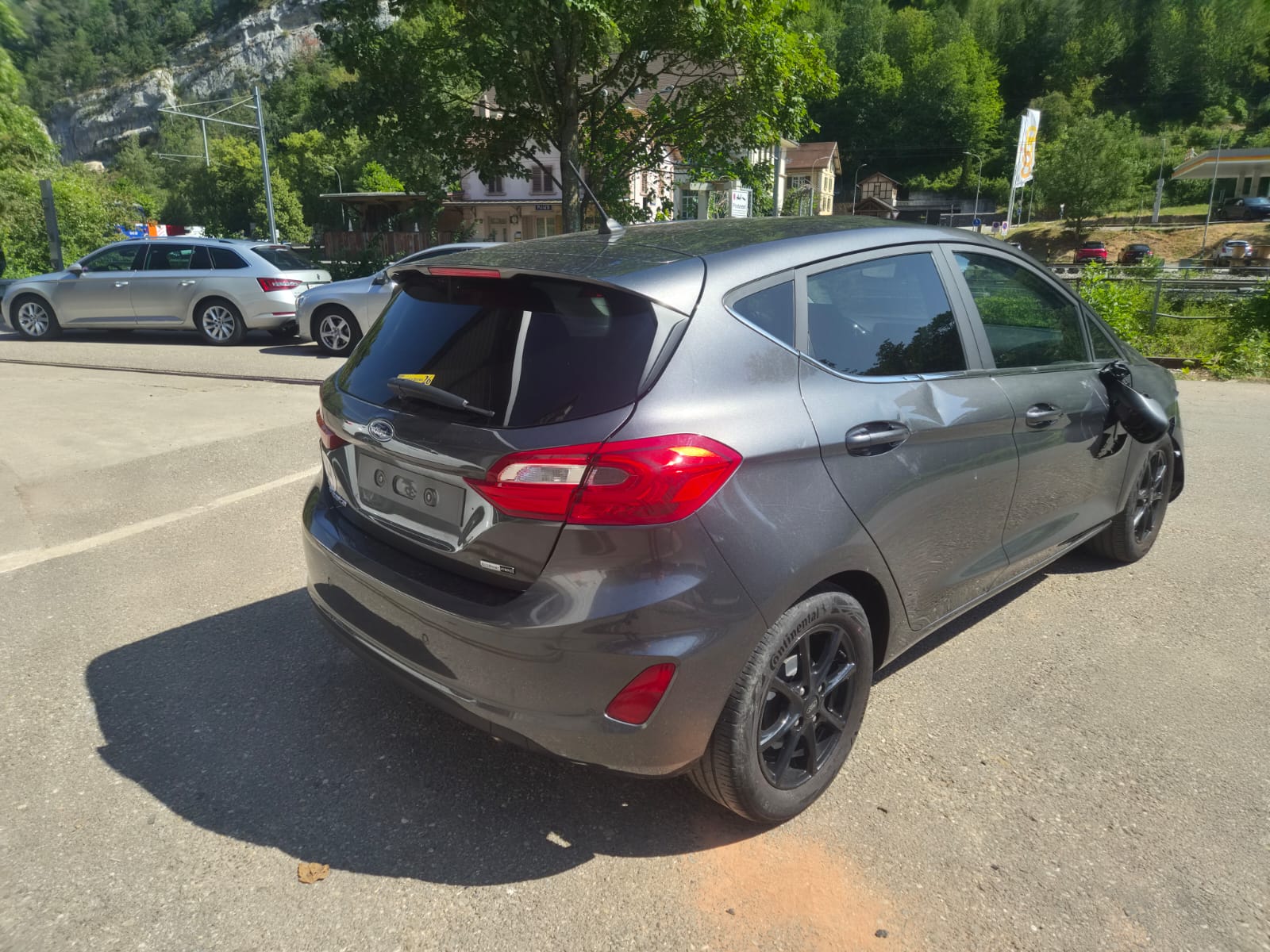 FORD Fiesta 1.0 SCTi MHEV Titanium-showroom-element-2