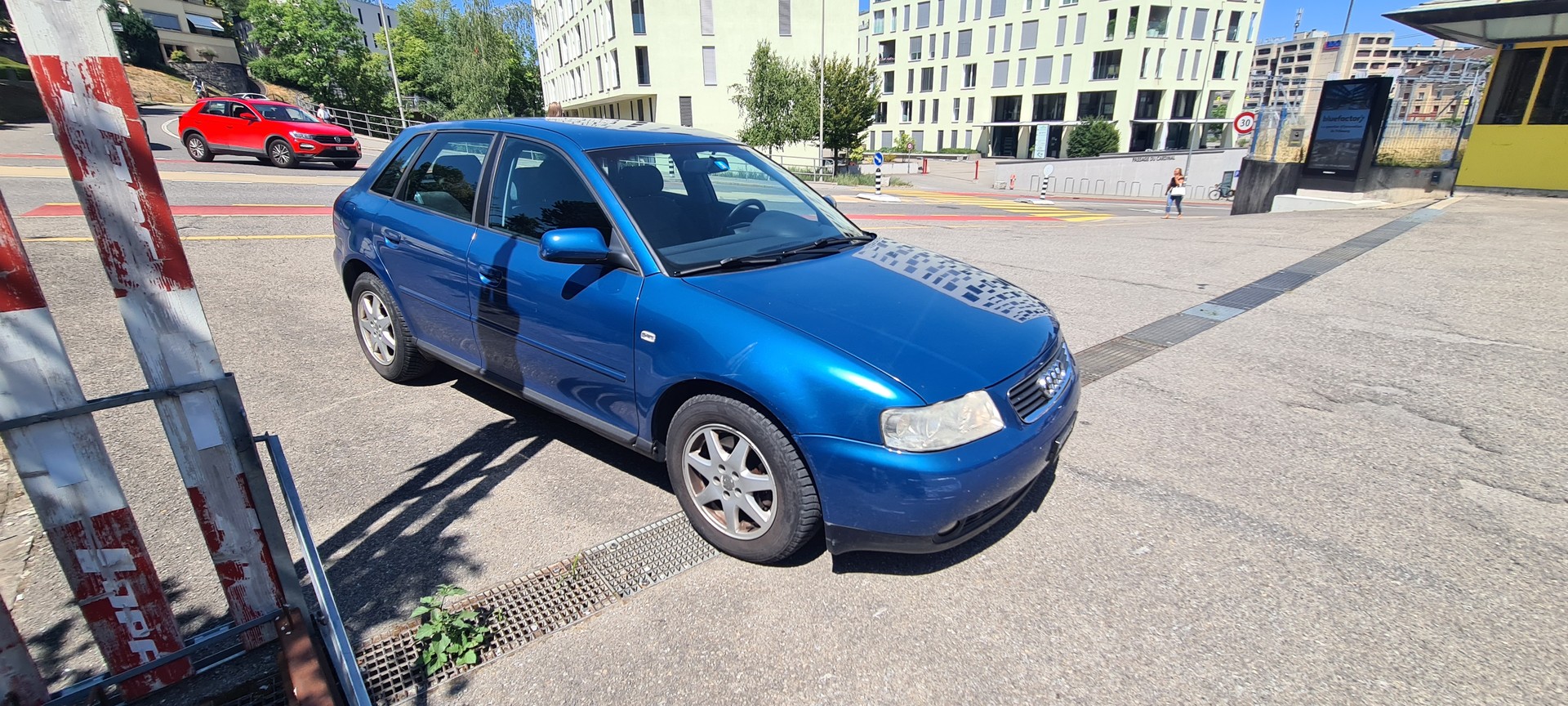 AUDI A3 1.8 Ambiente-image-2
