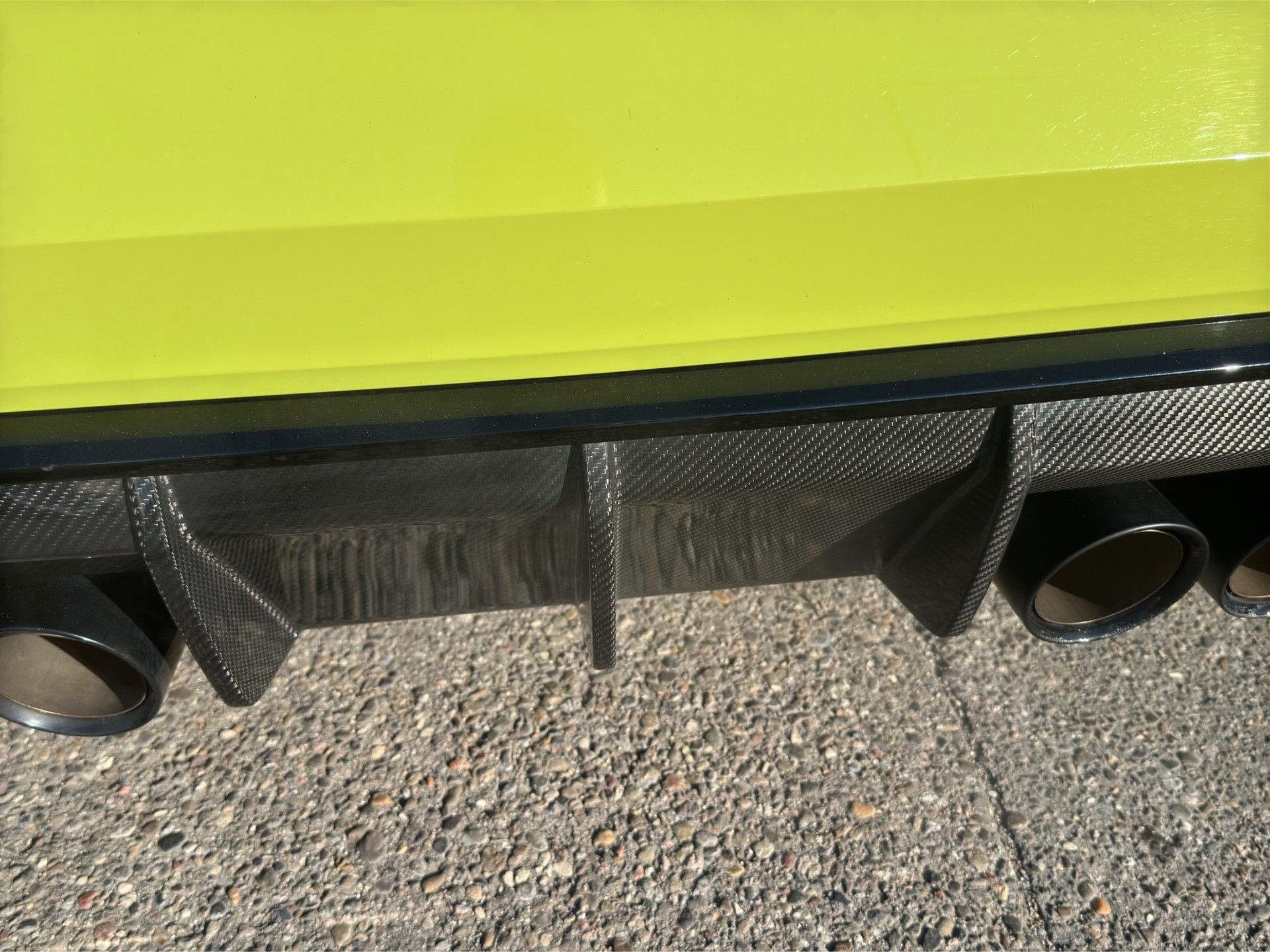 BMW M4 Coupé Competition (CH) INDIVIDUAL M Race Track Paket Carbon-image-10