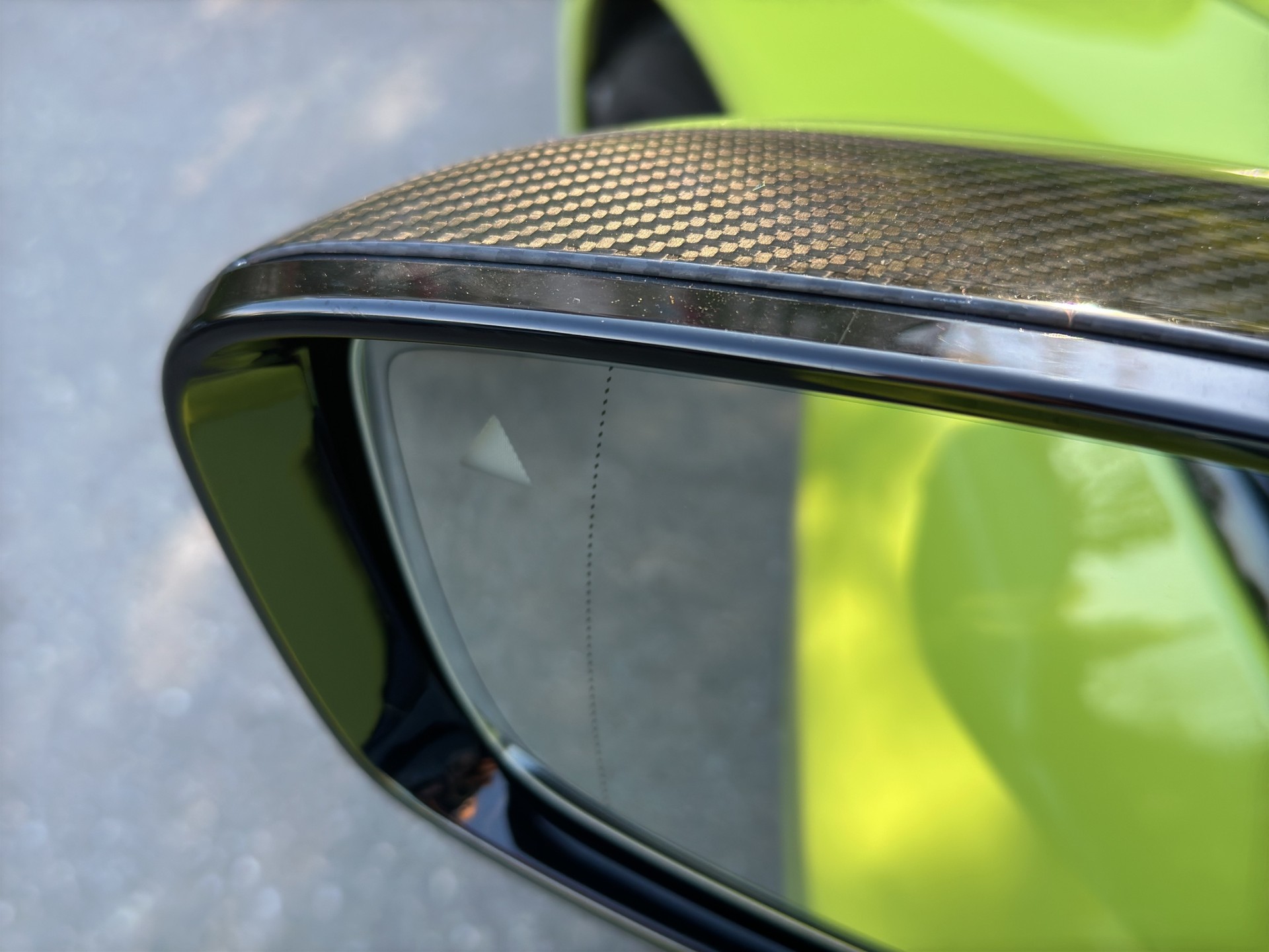 BMW M4 Coupé Competition (CH) INDIVIDUAL M Race Track Paket Carbon-image-19