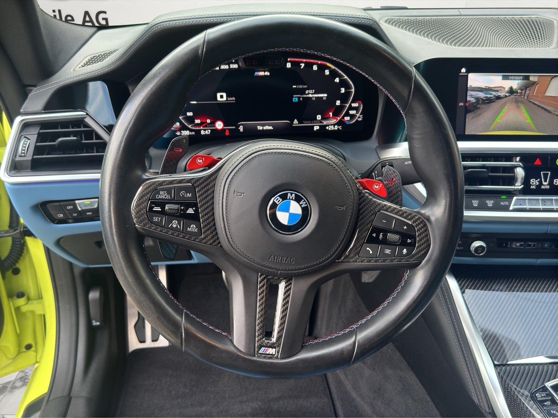 BMW M4 Coupé Competition (CH) INDIVIDUAL M Race Track Paket Carbon-image-18
