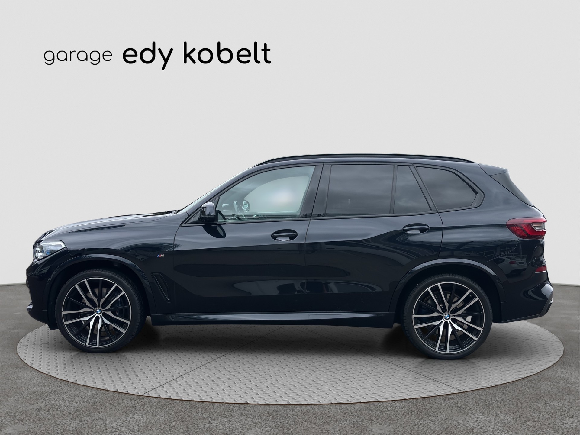 BMW X5 xDrive 48V 40d M Sport Steptronic-showroom-element-1