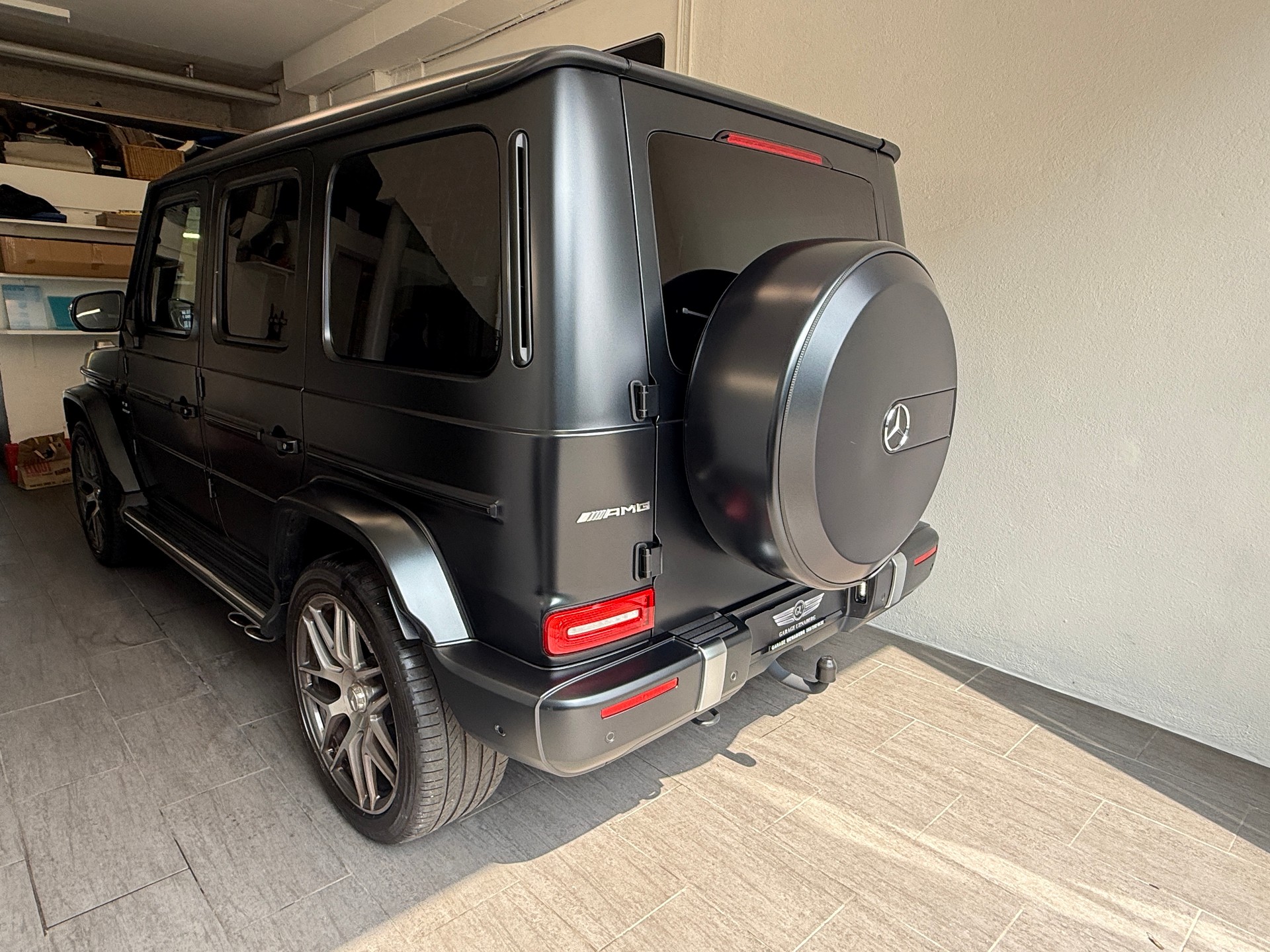 MERCEDES-BENZ G 63 AMG Edition 1 Speedshift Plus G-Tronic Ab 1450.- pro Monat-showroom-element-2