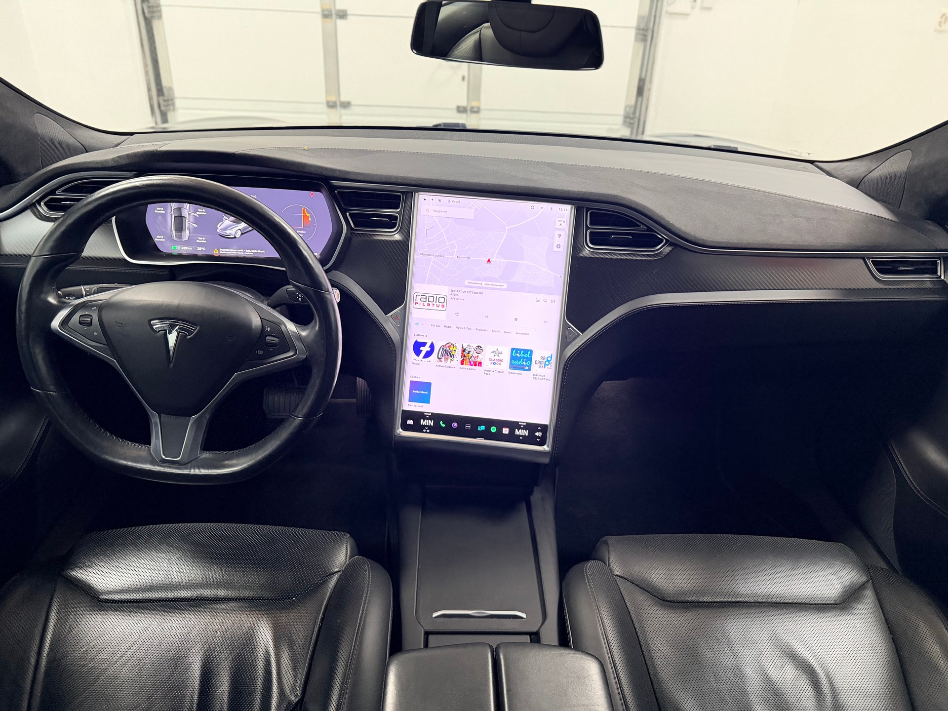 TESLA Model S 90 D 524 PS-image-9