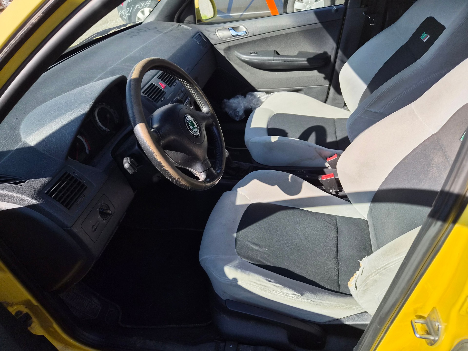 SKODA Fabia 1.9 TDI RS-showroom-element-3