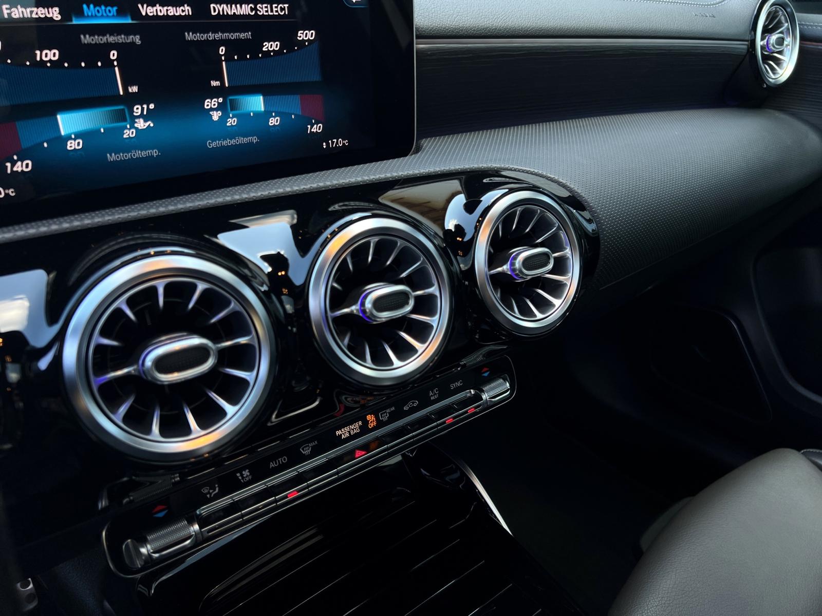 MERCEDES-BENZ A 35 AMG 4Matic Speedshift-image-20