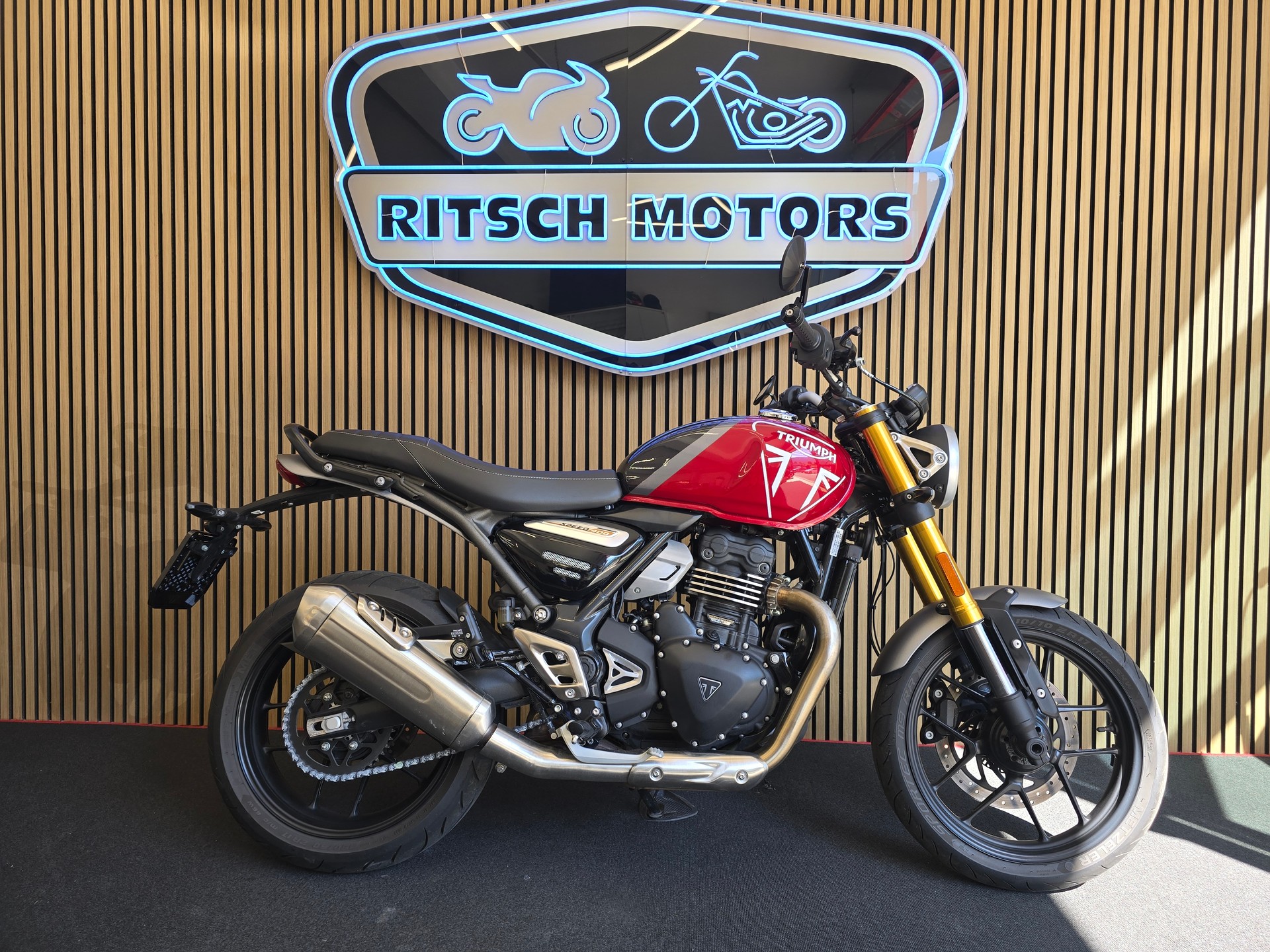 TRIUMPH Speed 400-image-0
