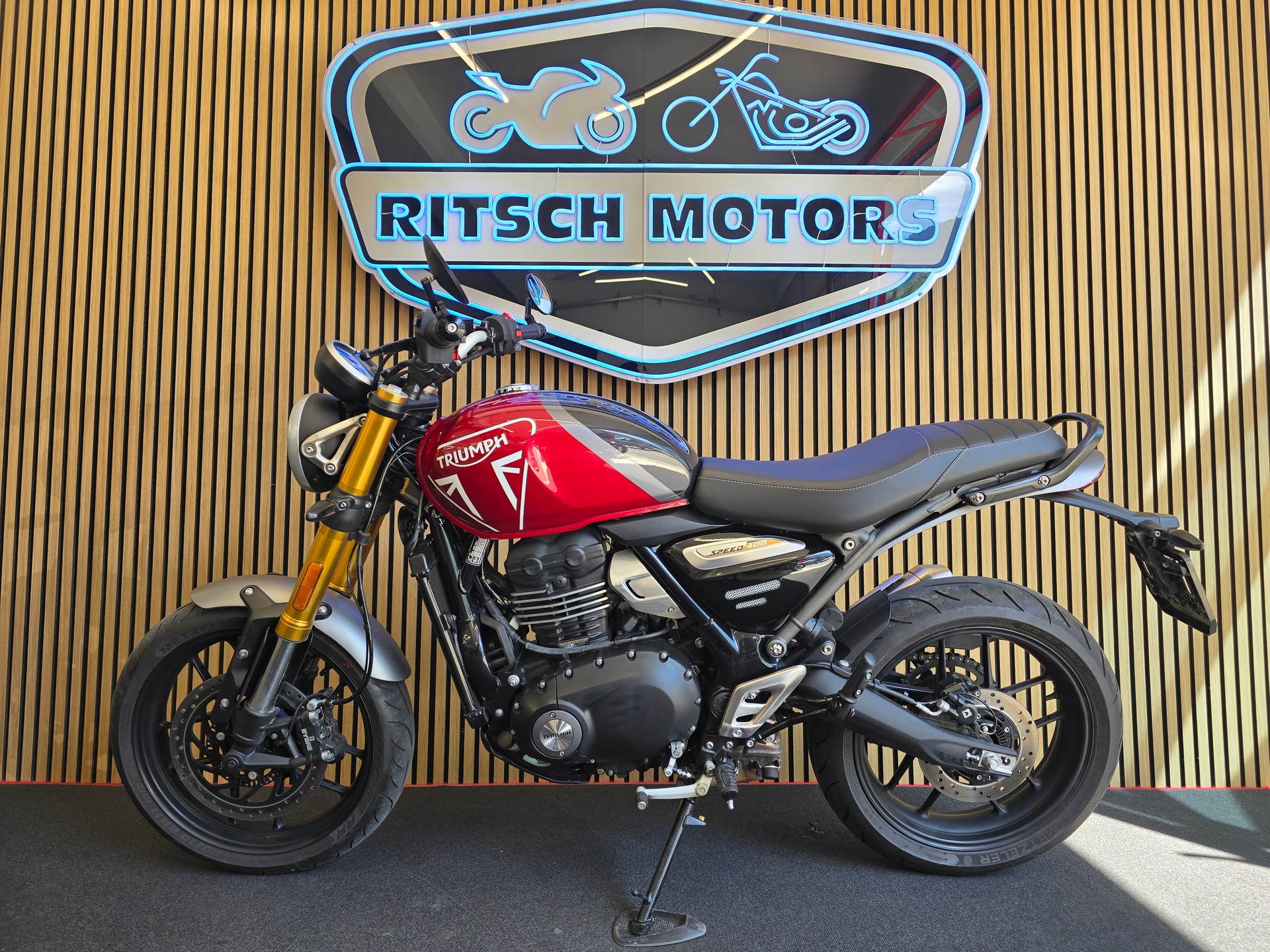 TRIUMPH Speed 400-image-3