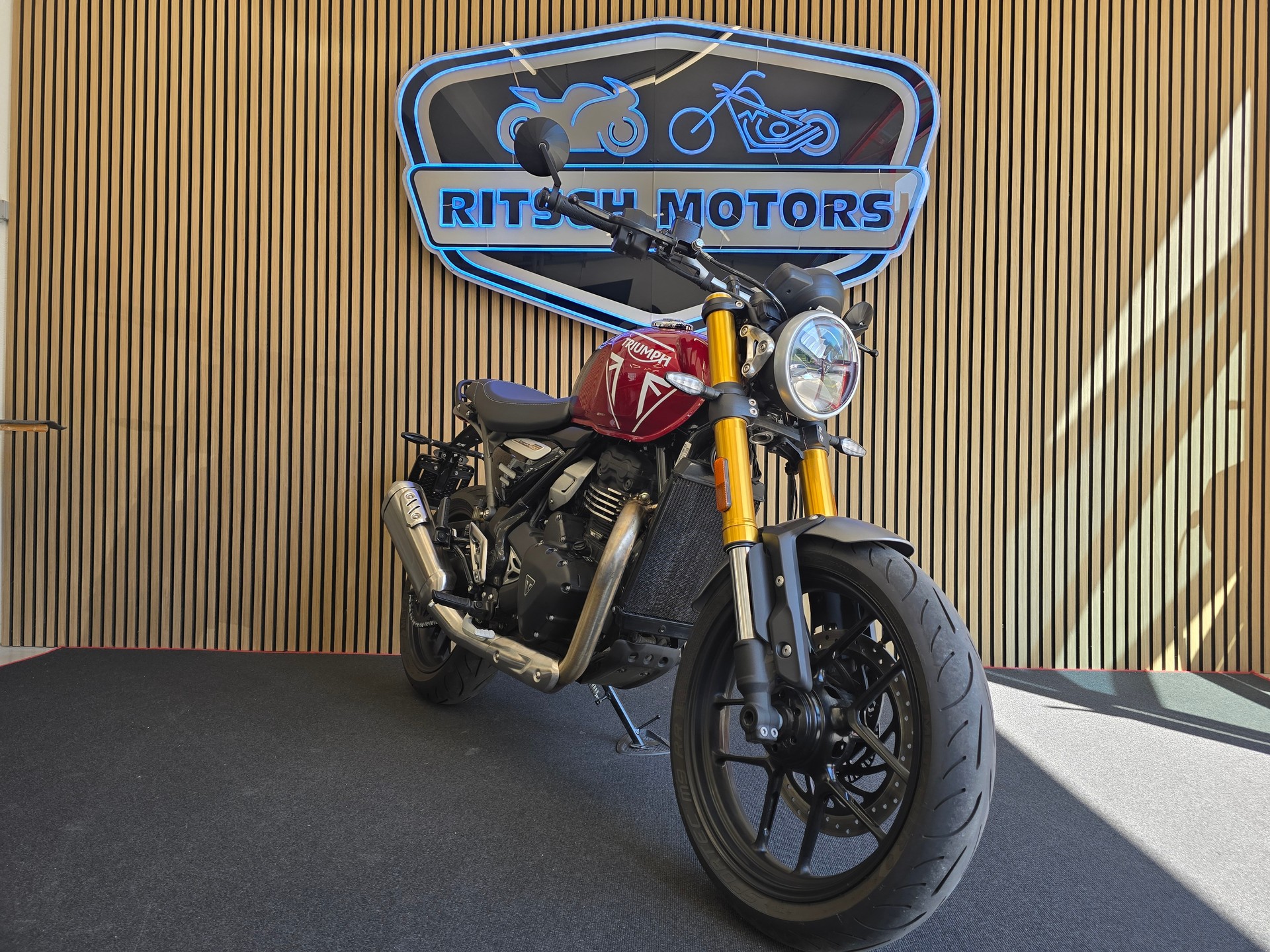 TRIUMPH Speed 400-image-1