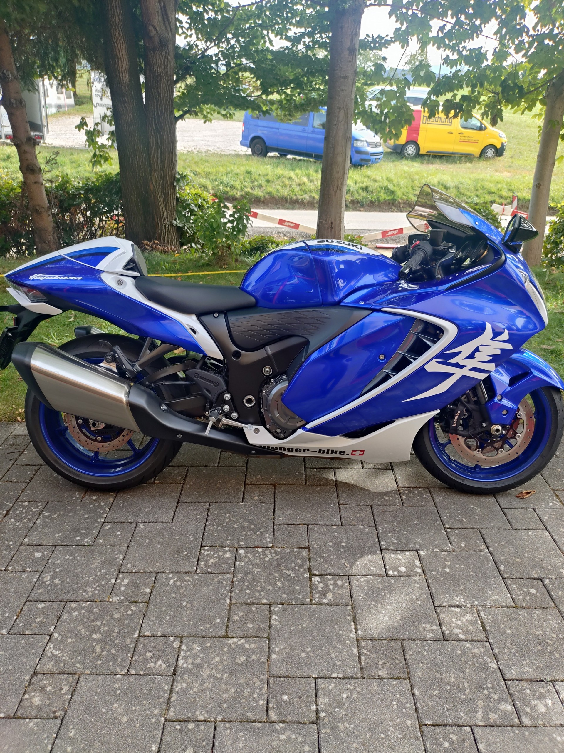 SUZUKI GSX 1300R Hayabusa-image-0