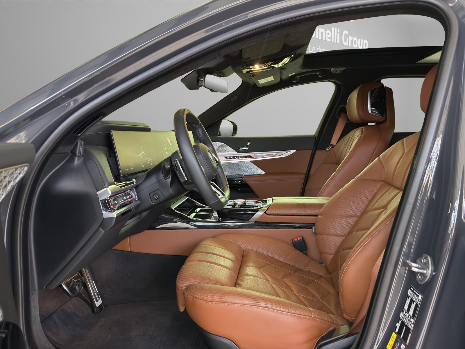 BMW i7 G70 xDrive60 M-SportPaketPro-image-11