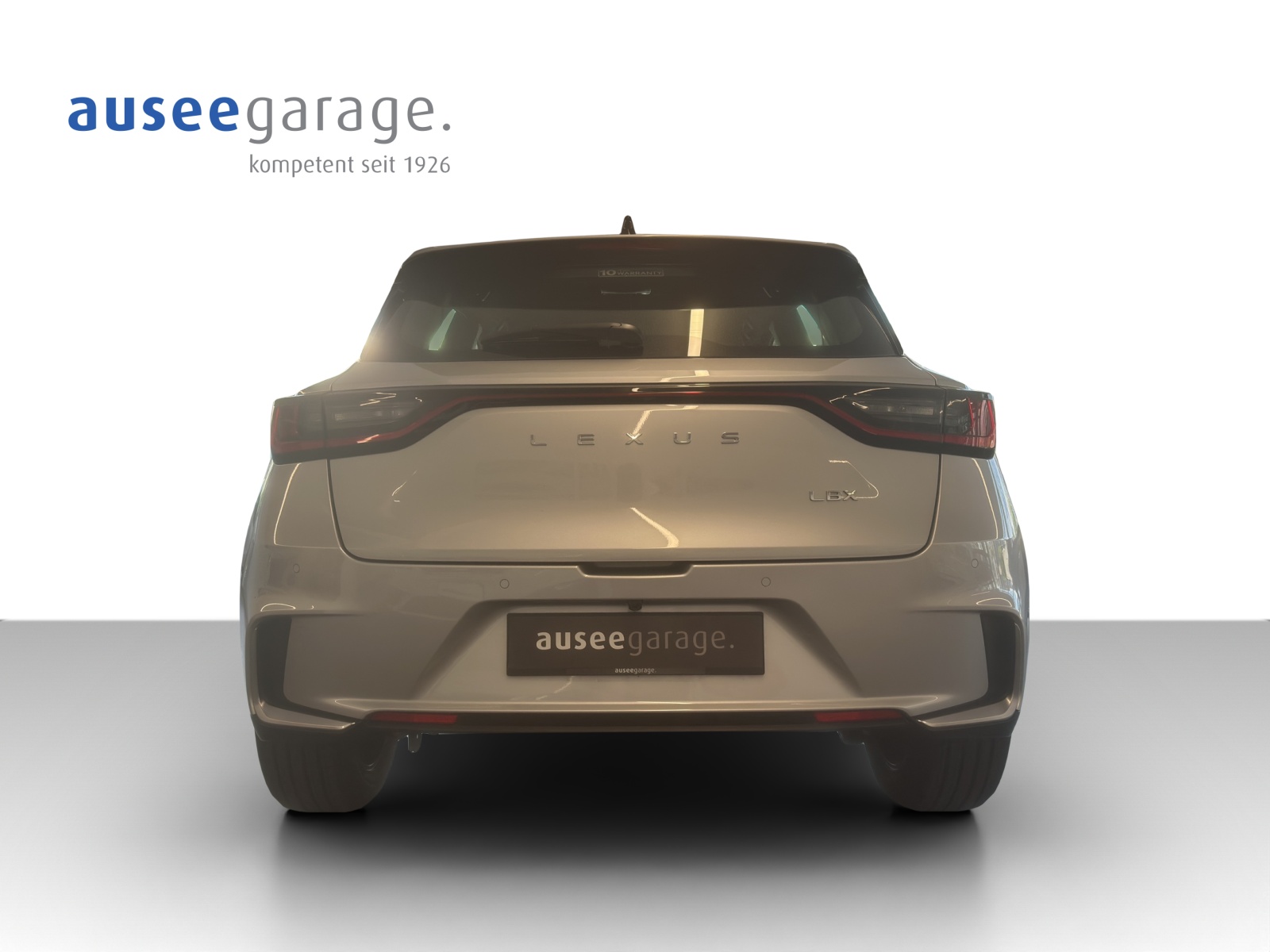 LEXUS LBX 1.5 Hybrid Relax AWD-showroom-element-3