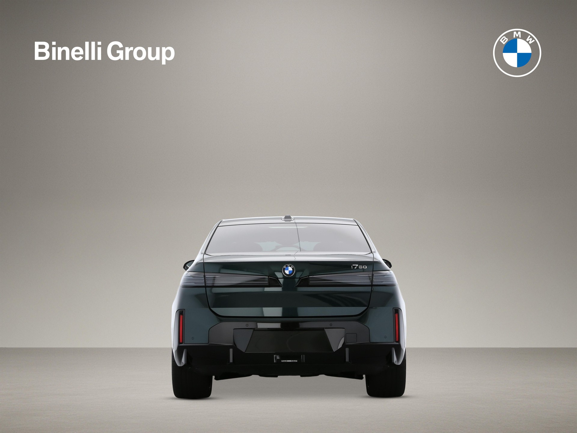 BMW i7 G70 xDrive60-showroom-element-3
