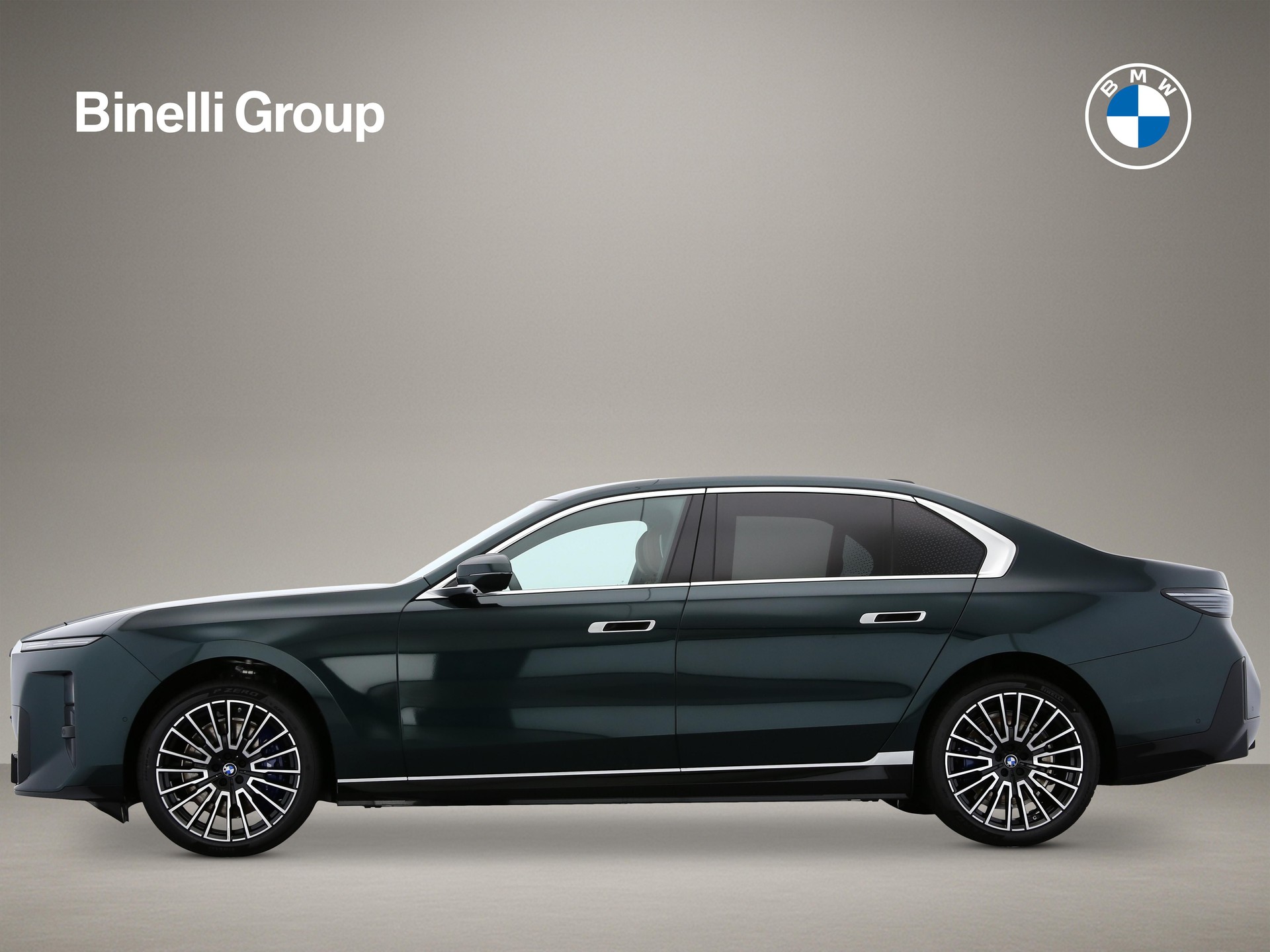 BMW i7 G70 xDrive60-showroom-element-2