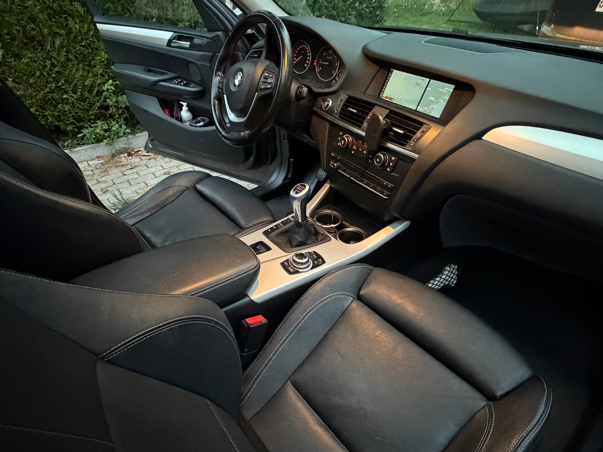 BMW X3 xDrive 20d-image-11