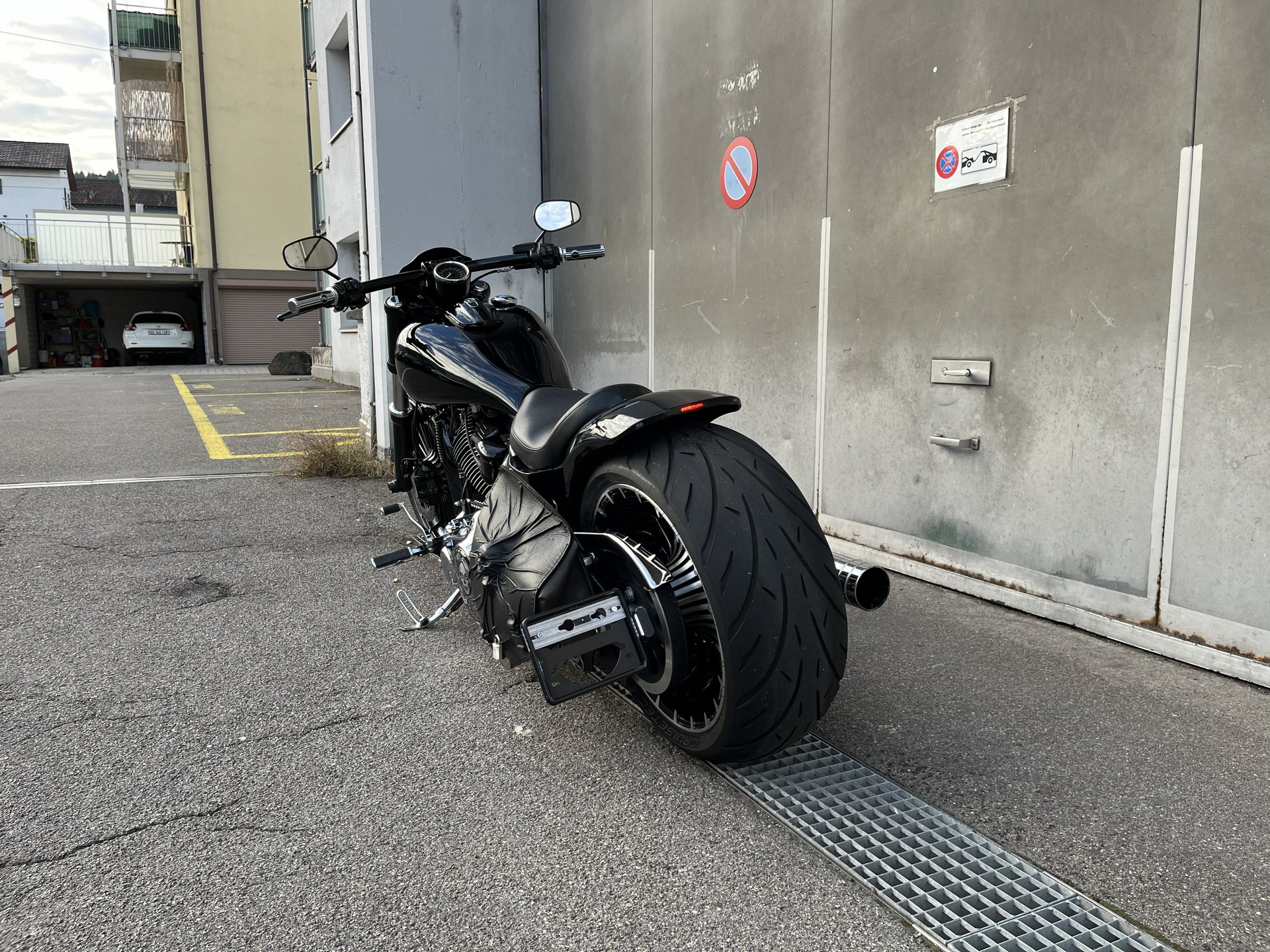 HARLEY-DAVIDSON FXSB Breakout 103 ABS-image-4